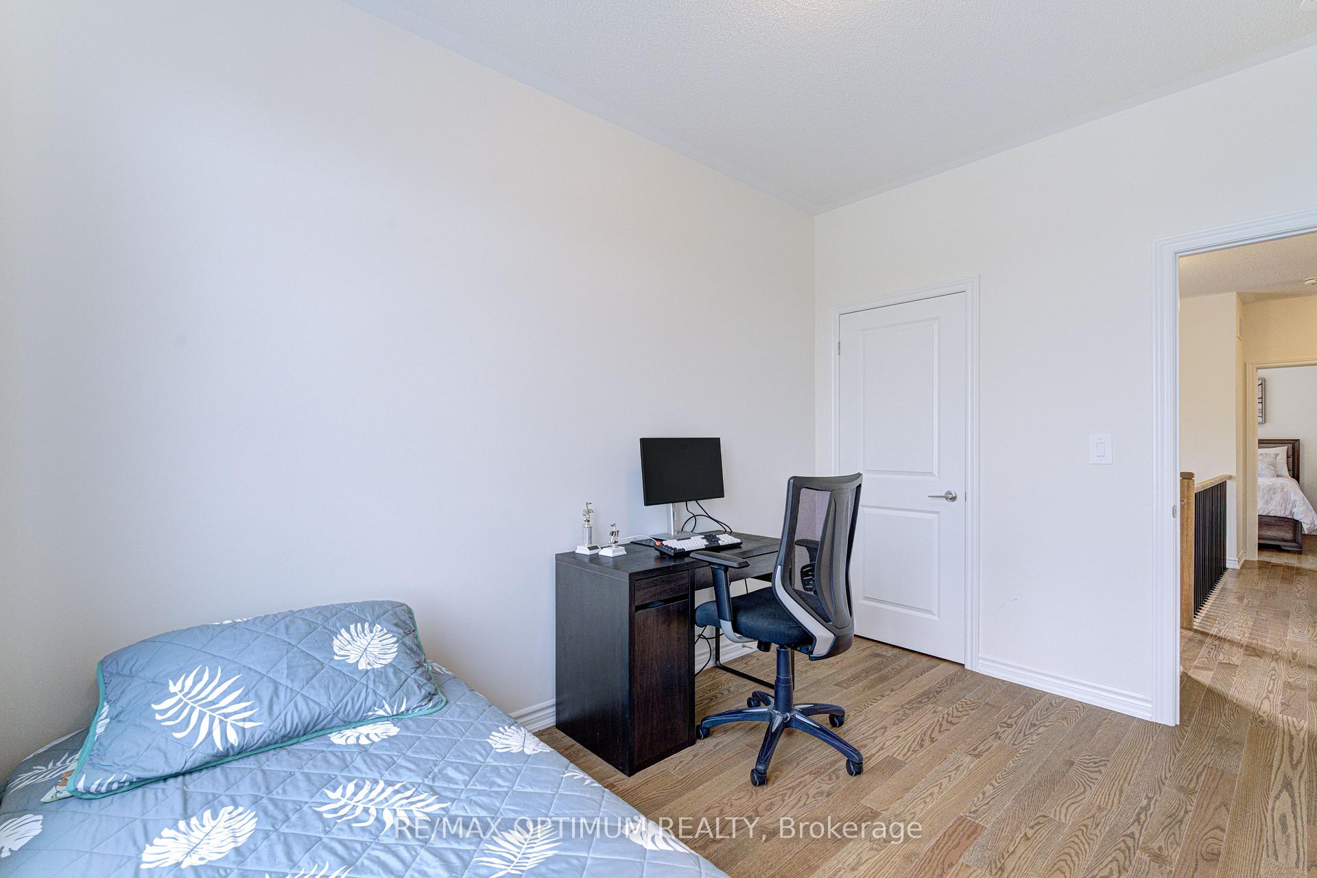 Photo 39 of 44 Bermondsey Way, Brampton, Bram West — HOMEH