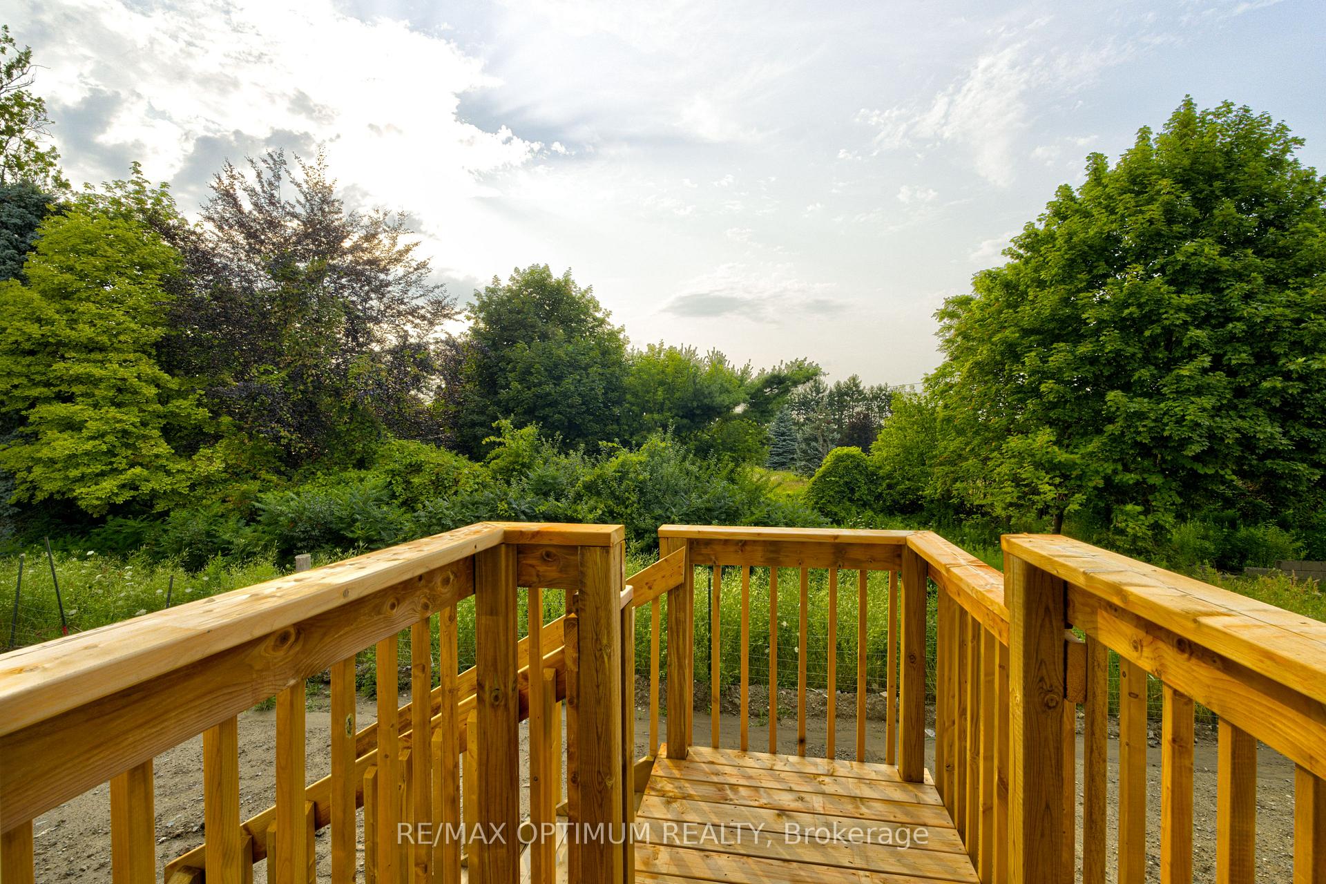 Photo 40 of 44 Bermondsey Way, Brampton, Bram West — HOMEH