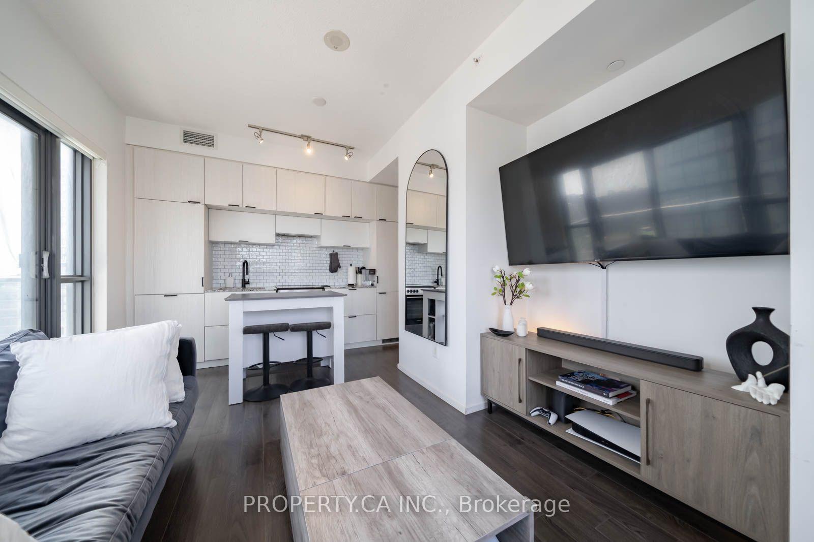 Photo 3 of Unit 1506, 159 Dundas Street E, Toronto, Church-Yonge Corridor — HOMEH