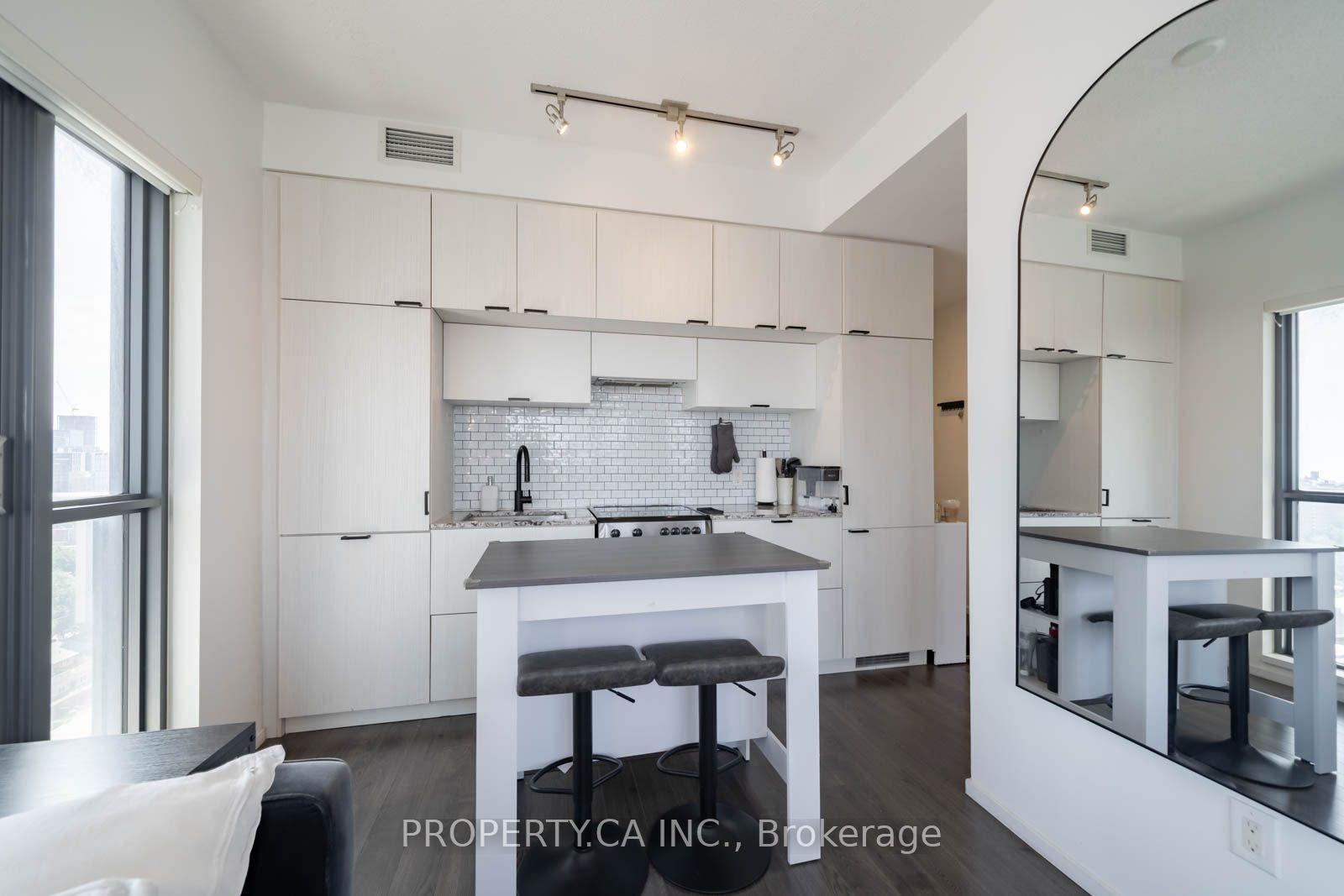 Photo 6 of Unit 1506, 159 Dundas Street E, Toronto, Church-Yonge Corridor — HOMEH