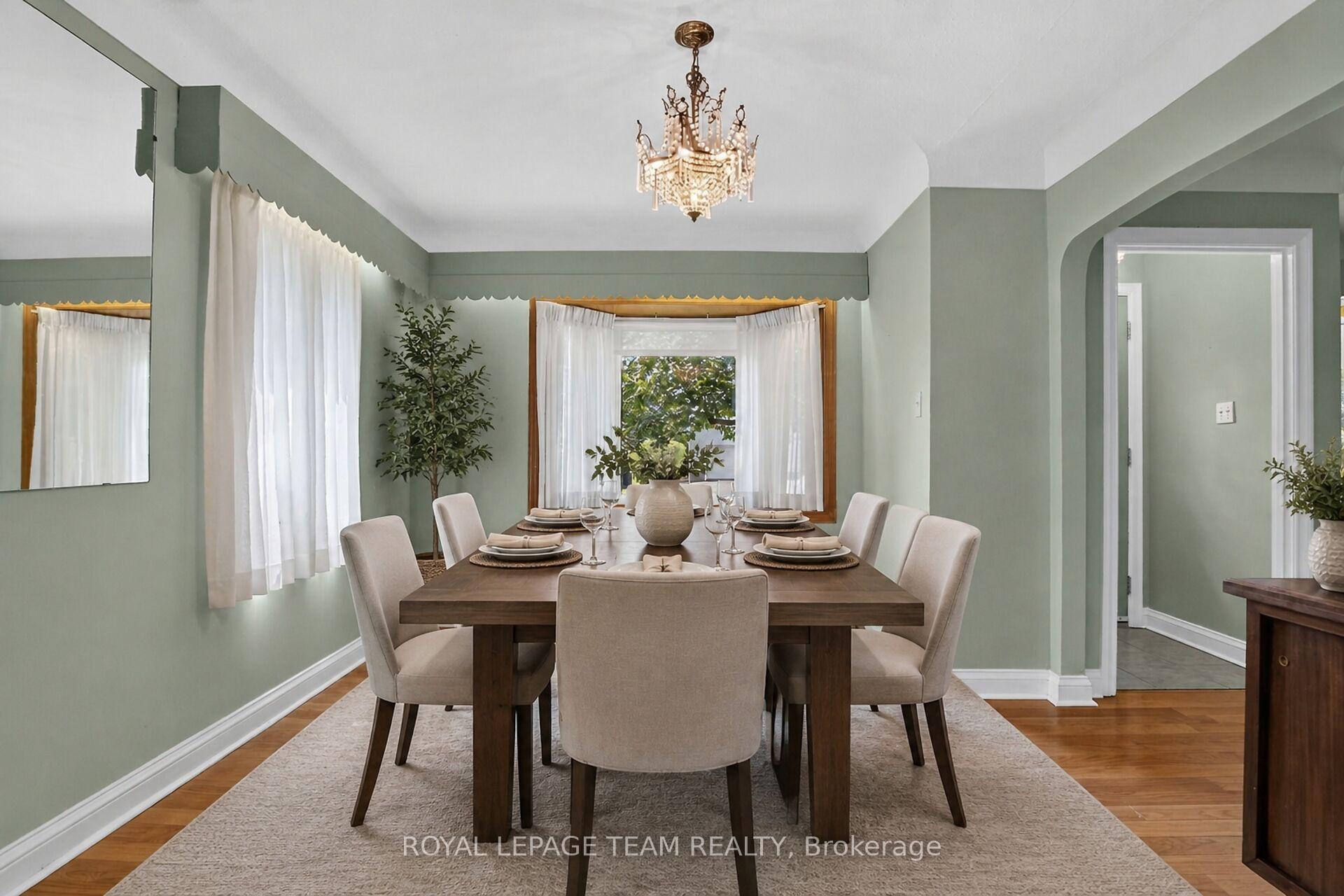 Photo 10 of 961 Kingsmere Avenue, Ottawa, McKellar Heights/Glabar Park — HOMEH