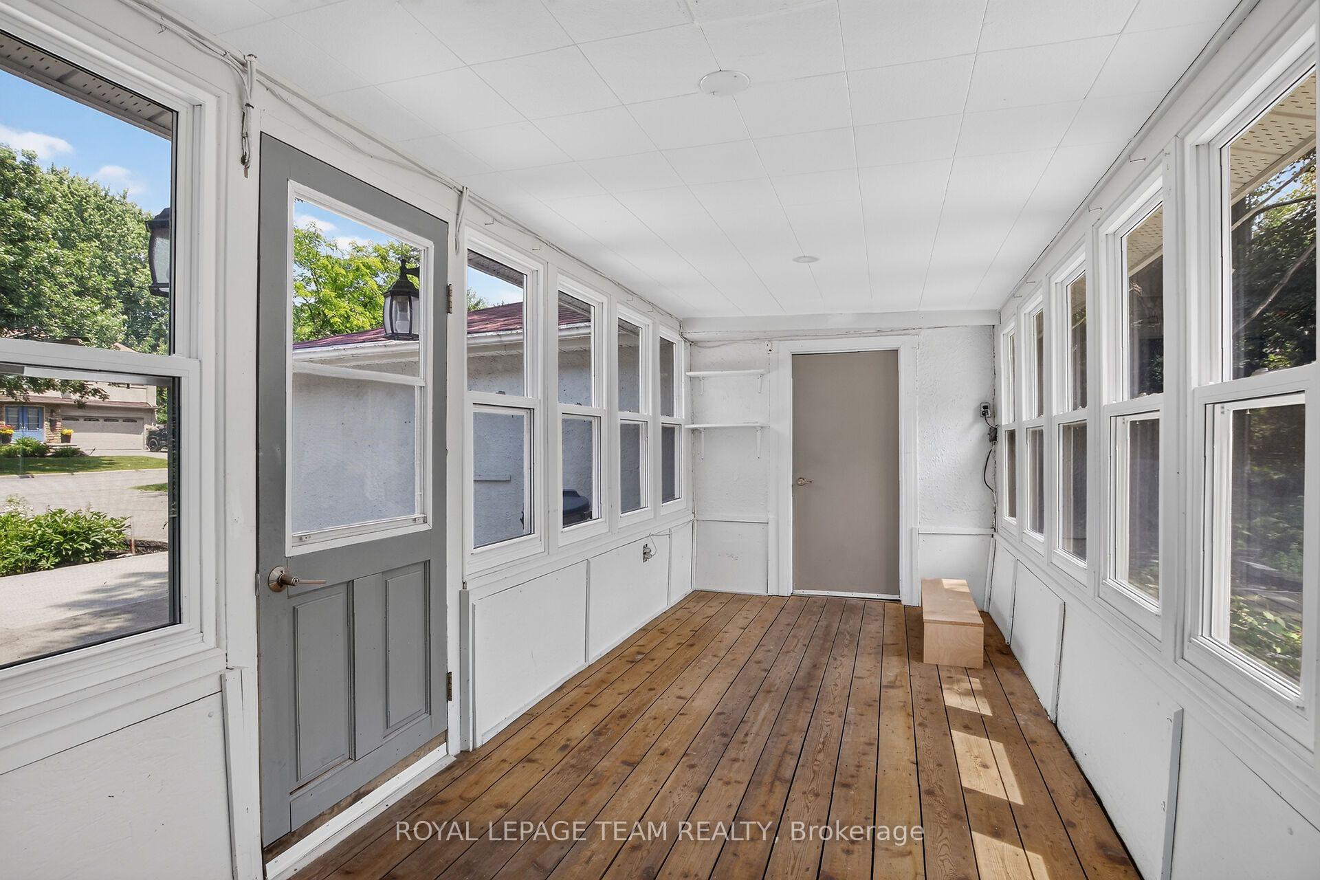 Photo 25 of 961 Kingsmere Avenue, Ottawa, McKellar Heights/Glabar Park — HOMEH
