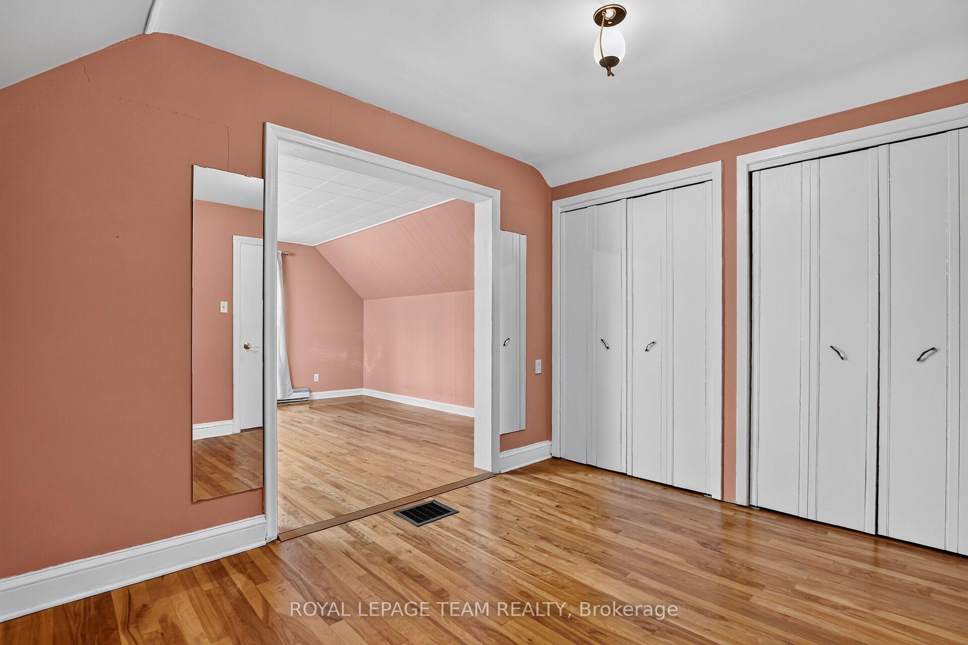 Photo 29 of 961 Kingsmere Avenue, Ottawa, McKellar Heights/Glabar Park — HOMEH