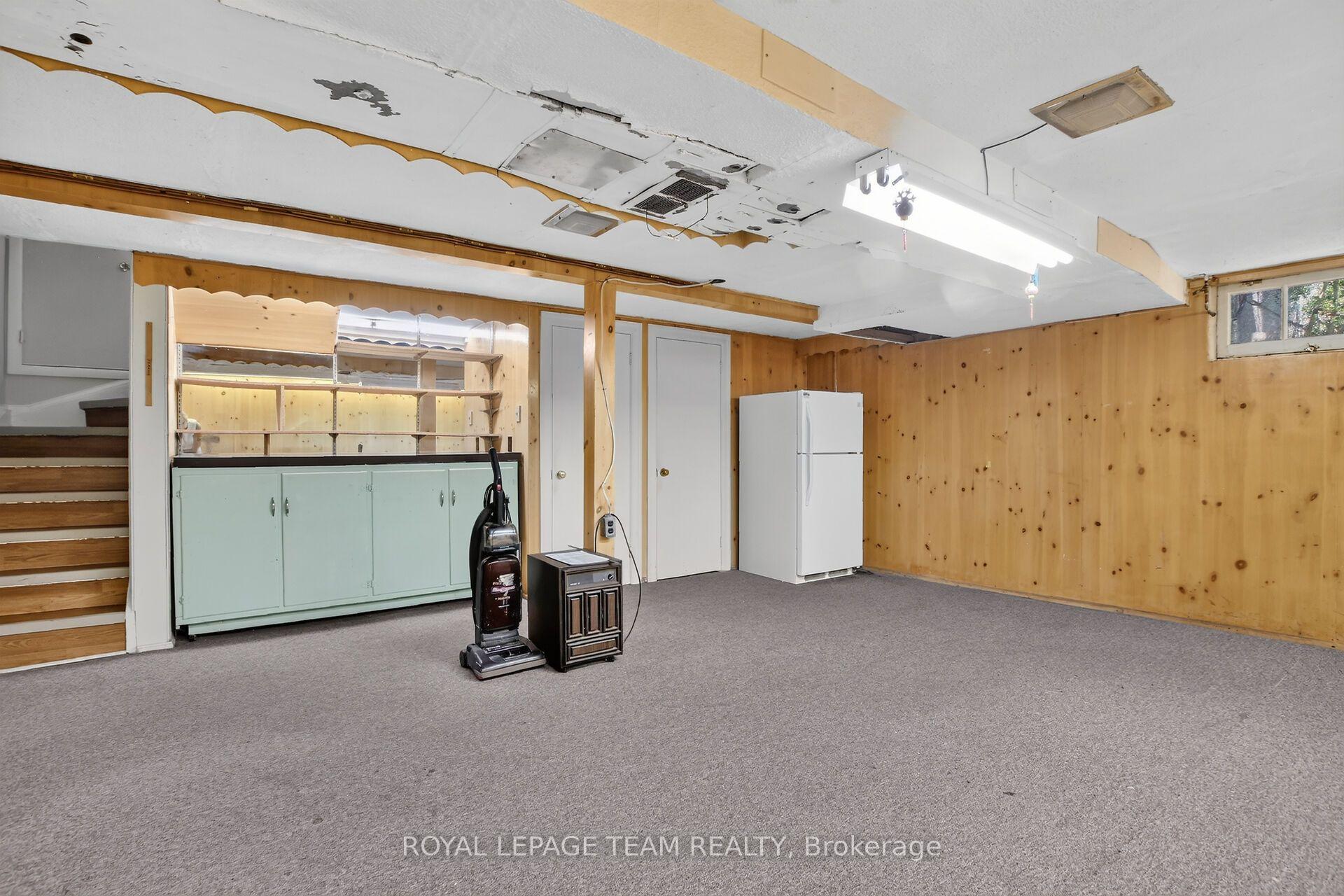 Photo 34 of 961 Kingsmere Avenue, Ottawa, McKellar Heights/Glabar Park — HOMEH