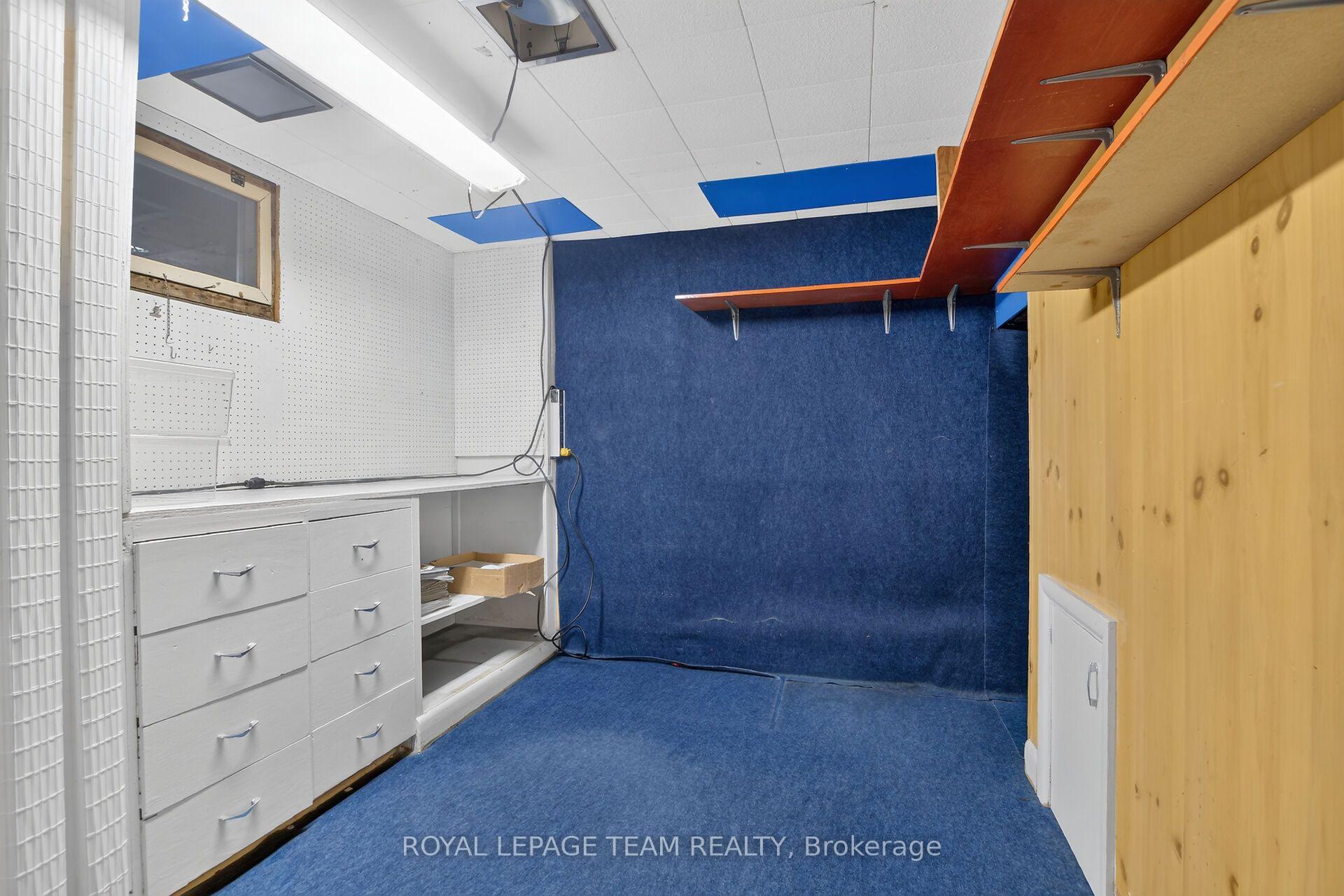 Photo 36 of 961 Kingsmere Avenue, Ottawa, McKellar Heights/Glabar Park — HOMEH