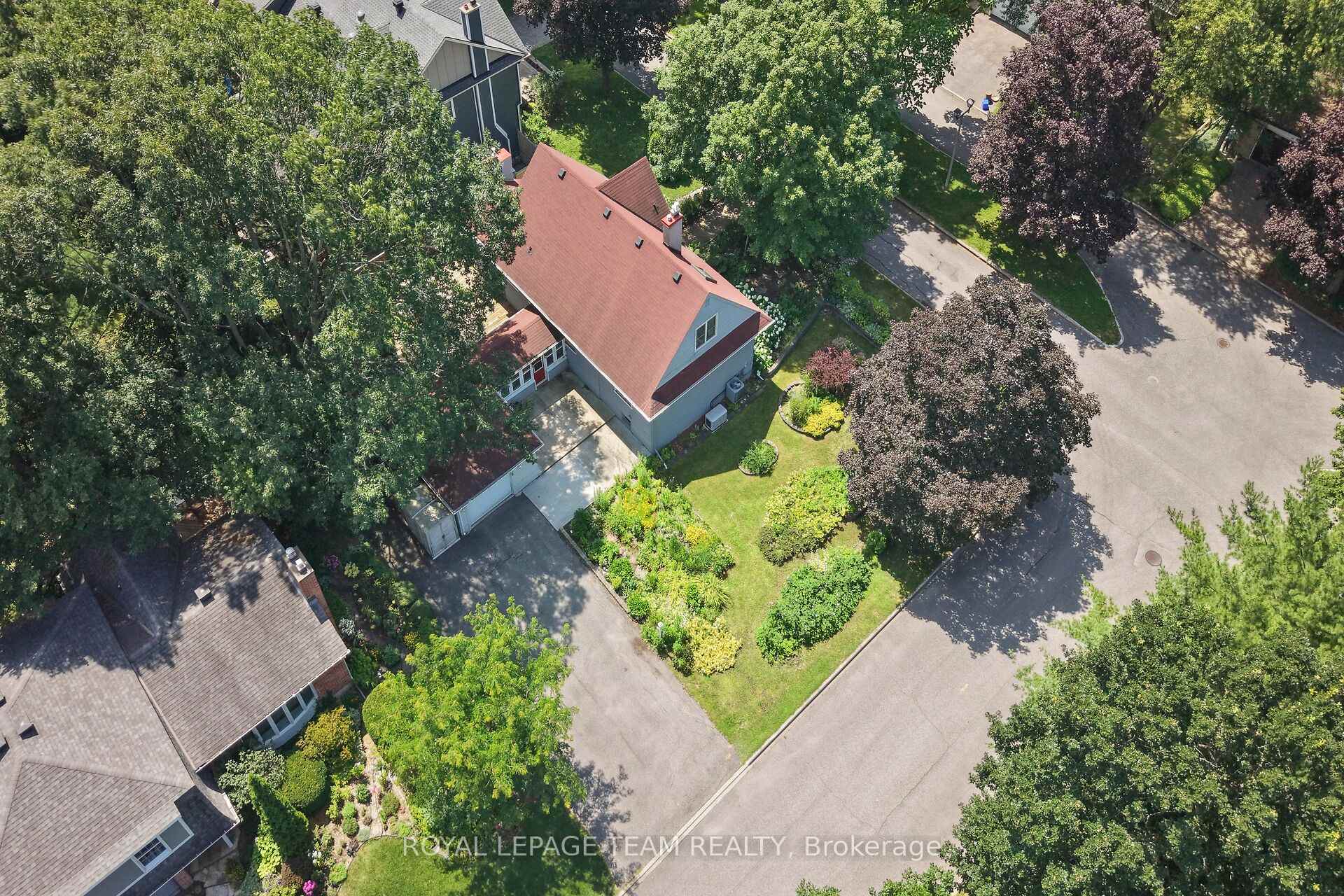 Photo 46 of 961 Kingsmere Avenue, Ottawa, McKellar Heights/Glabar Park — HOMEH
