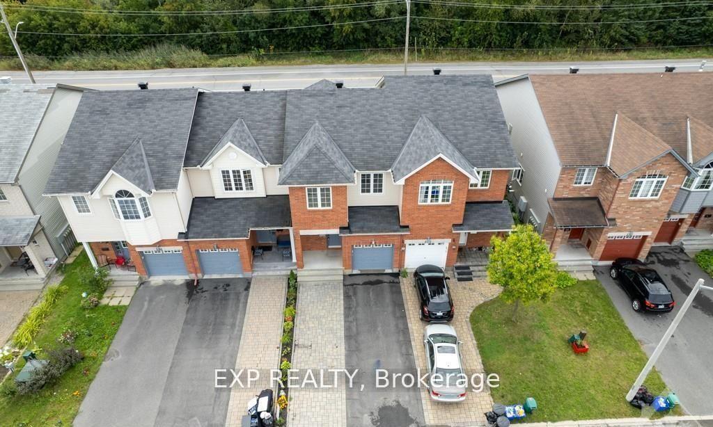 Photo 2 of 282 Macoun Circle, Ottawa, Hunt Club Park/Greenboro — HOMEH
