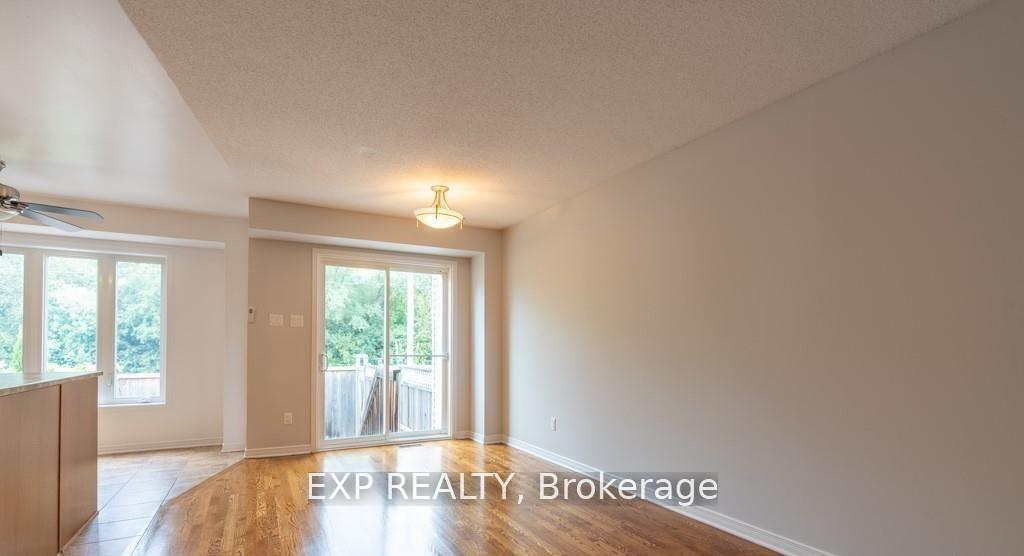 Photo 6 of 282 Macoun Circle, Ottawa, Hunt Club Park/Greenboro — HOMEH