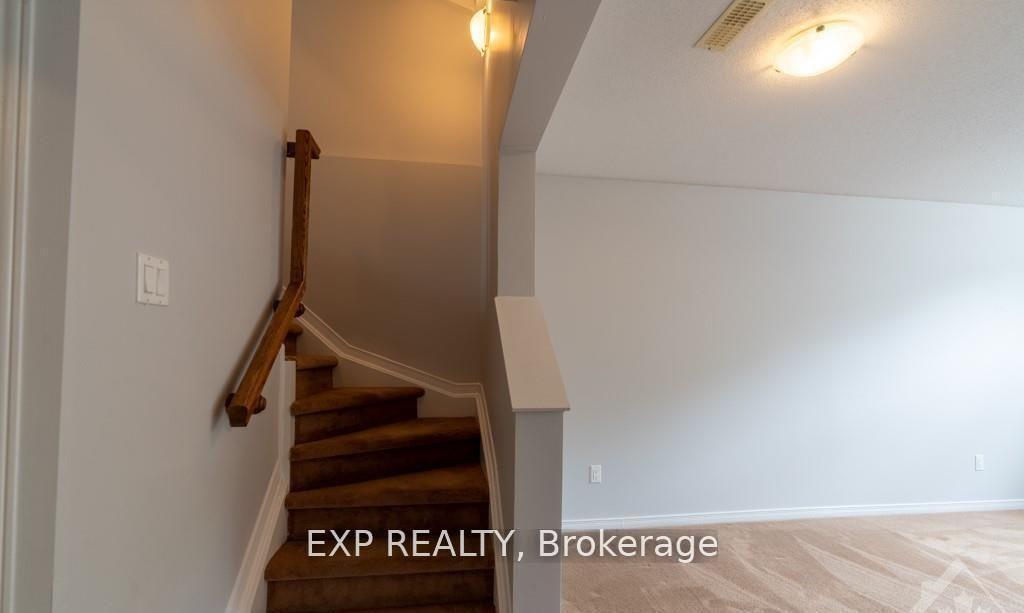 Photo 19 of 282 Macoun Circle, Ottawa, Hunt Club Park/Greenboro — HOMEH