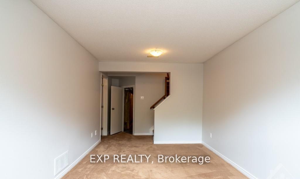 Photo 21 of 282 Macoun Circle, Ottawa, Hunt Club Park/Greenboro — HOMEH