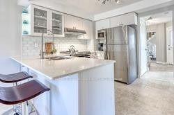 Photo 13 of 923 Attersley Drive, Oshawa, Pinecrest — HOMEH