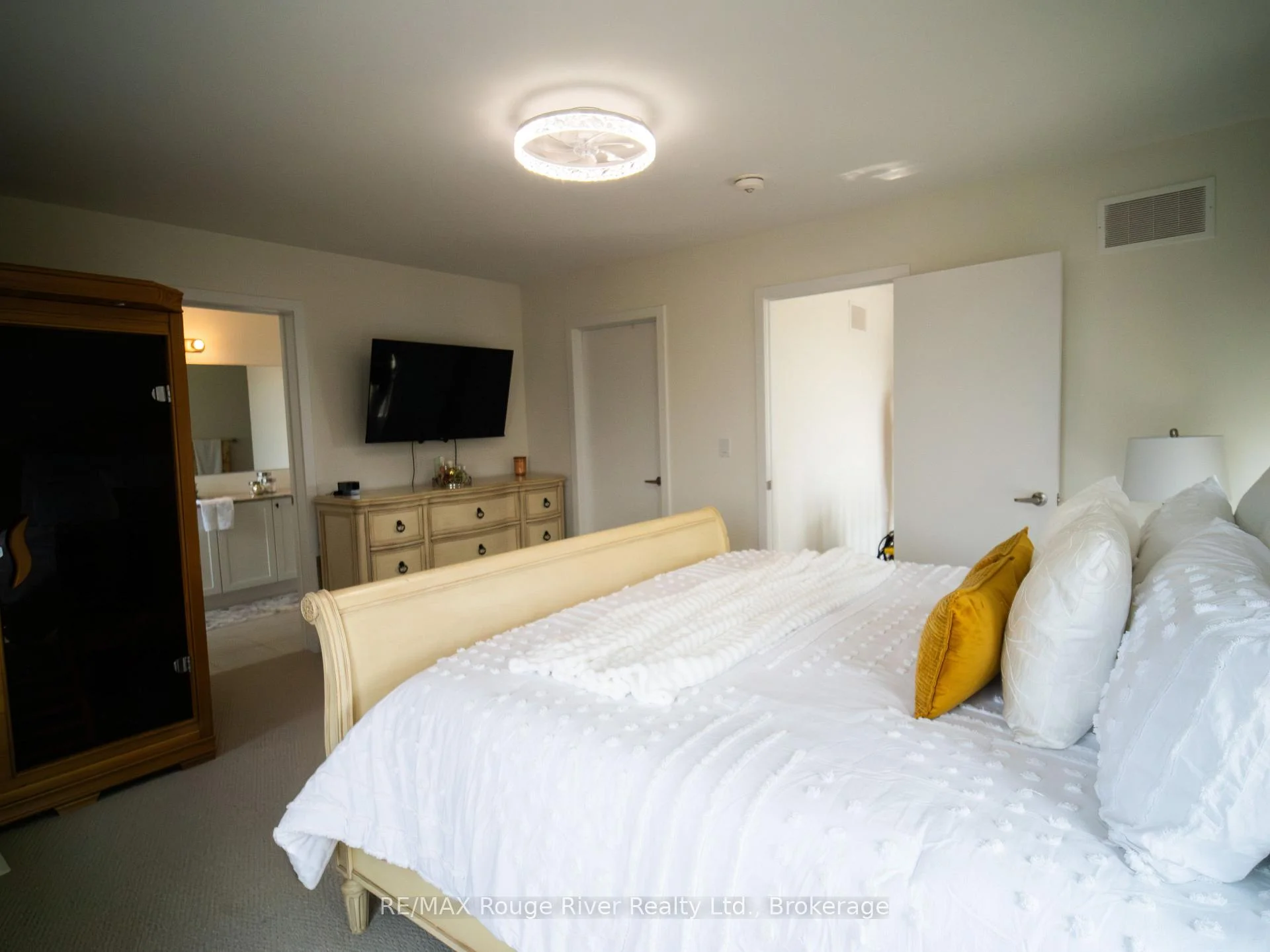 Photo 42 of Unit 19, 160 Densmore Road W, Cobourg — HOMEH