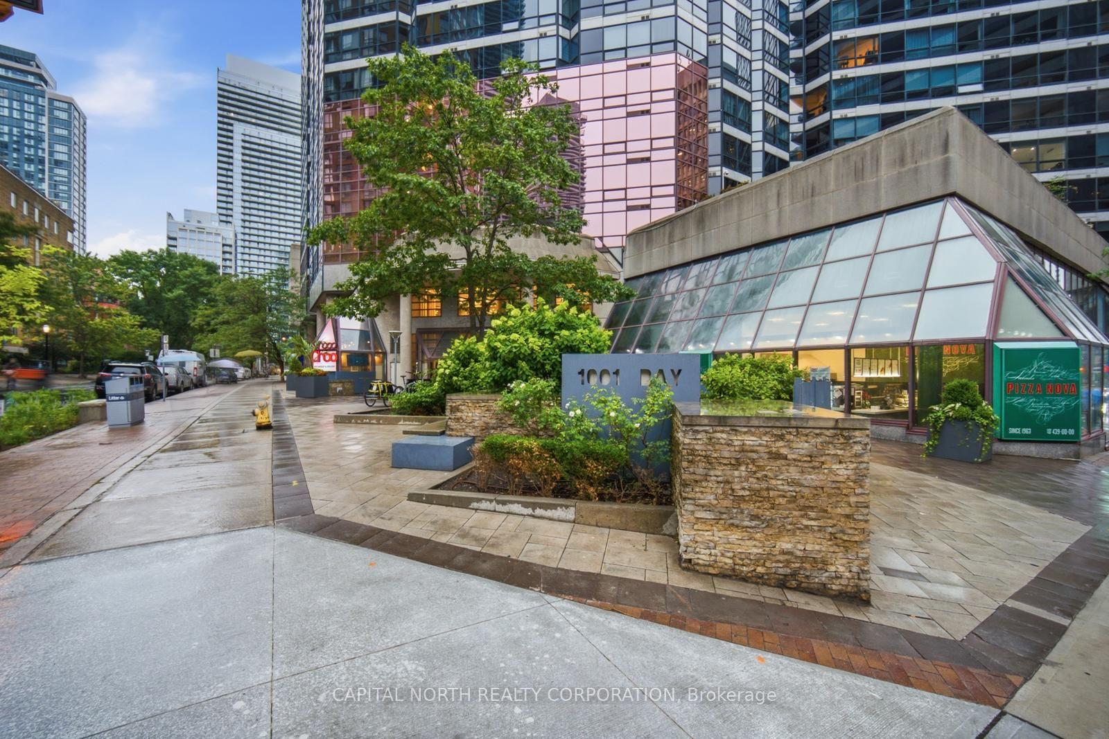 Photo 2 of Unit 610, 1001 Bay Street, Toronto, Bay Street Corridor — HOMEH
