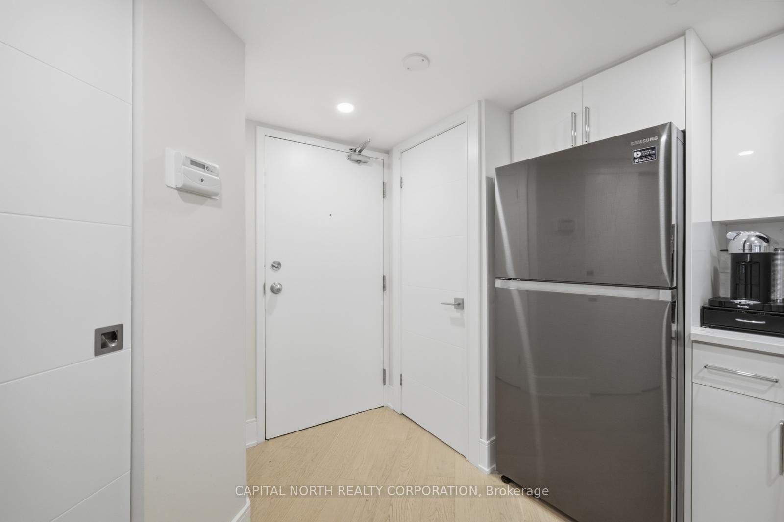 Photo 7 of Unit 610, 1001 Bay Street, Toronto, Bay Street Corridor — HOMEH