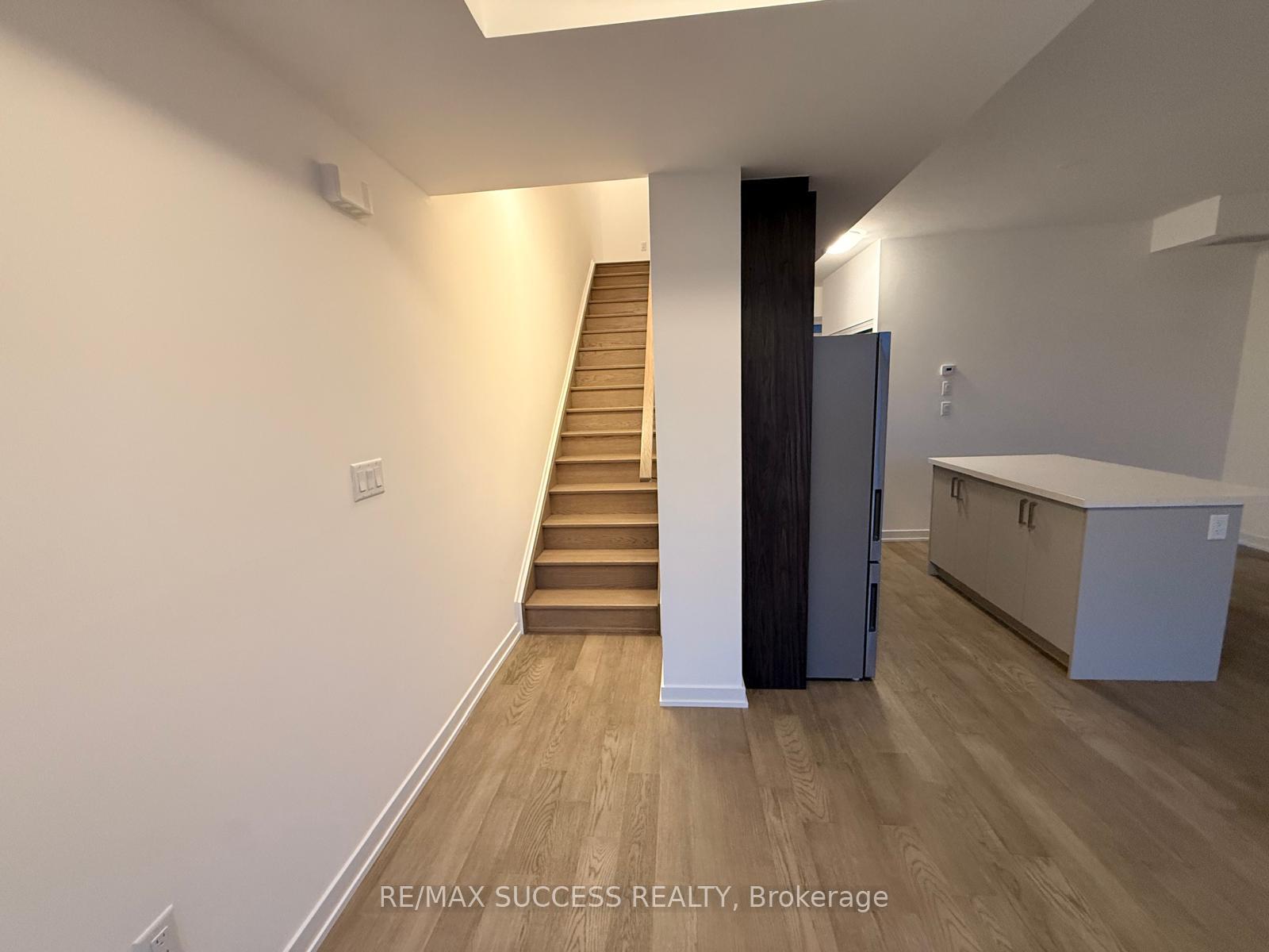 Photo 3 of Unit 18, 188 Angus Drive, Ajax, Central — HOMEH
