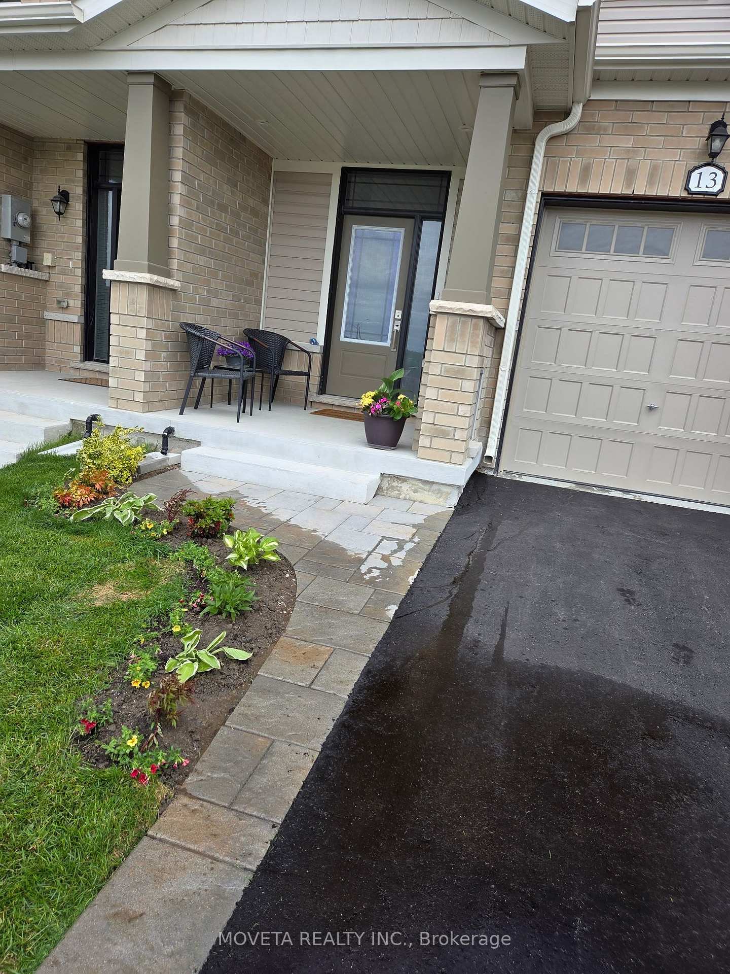 Photo 2 of 13 Milady Crescent, Barrie, Rural Barrie Southeast — HOMEH