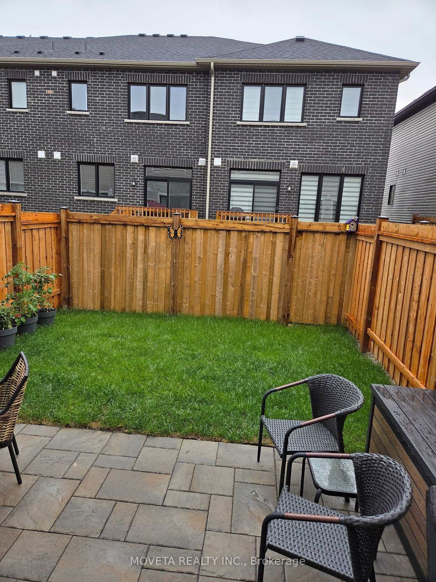 Photo 3 of 13 Milady Crescent, Barrie, Rural Barrie Southeast — HOMEH
