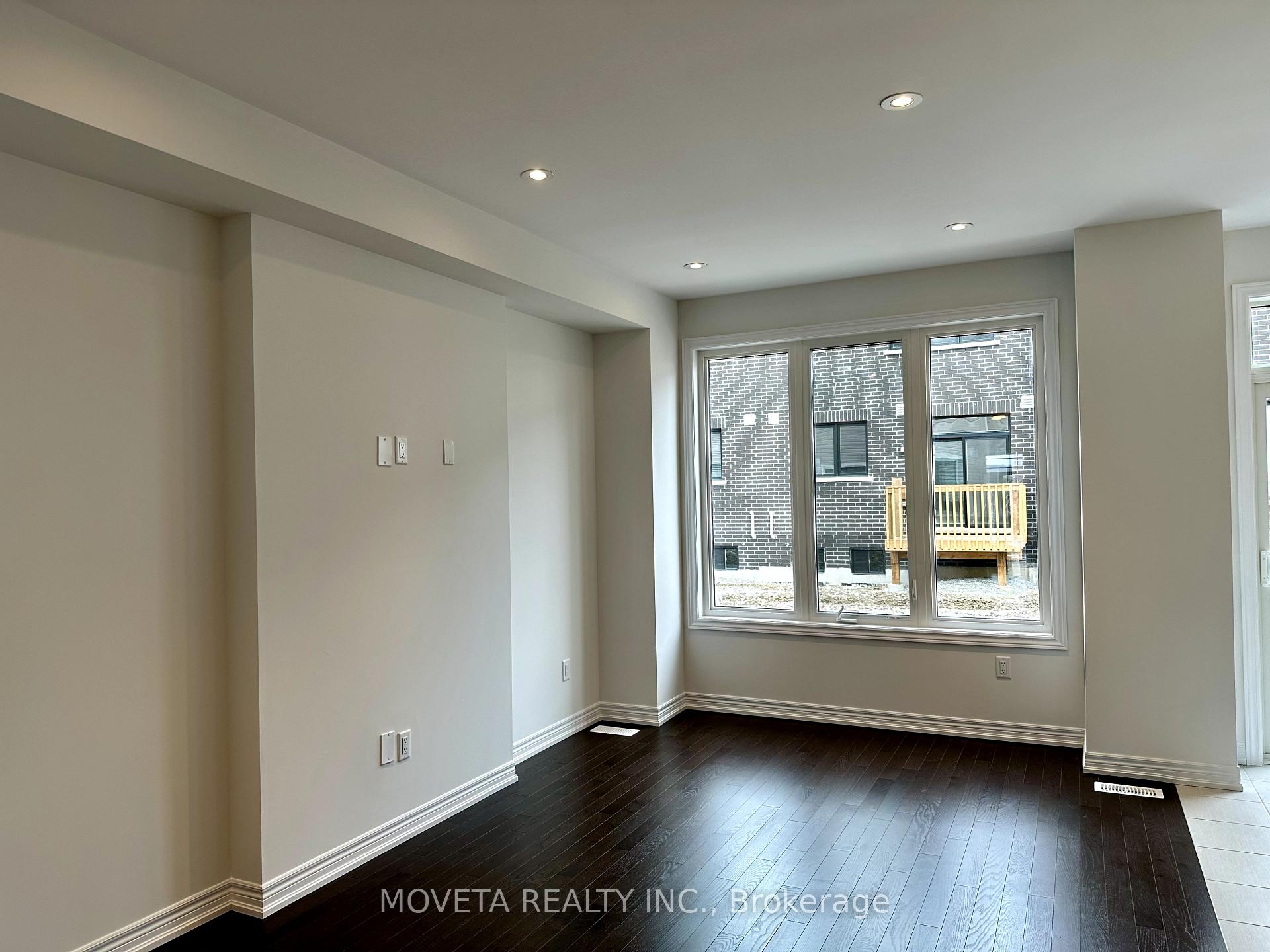 Photo 9 of 13 Milady Crescent, Barrie, Rural Barrie Southeast — HOMEH
