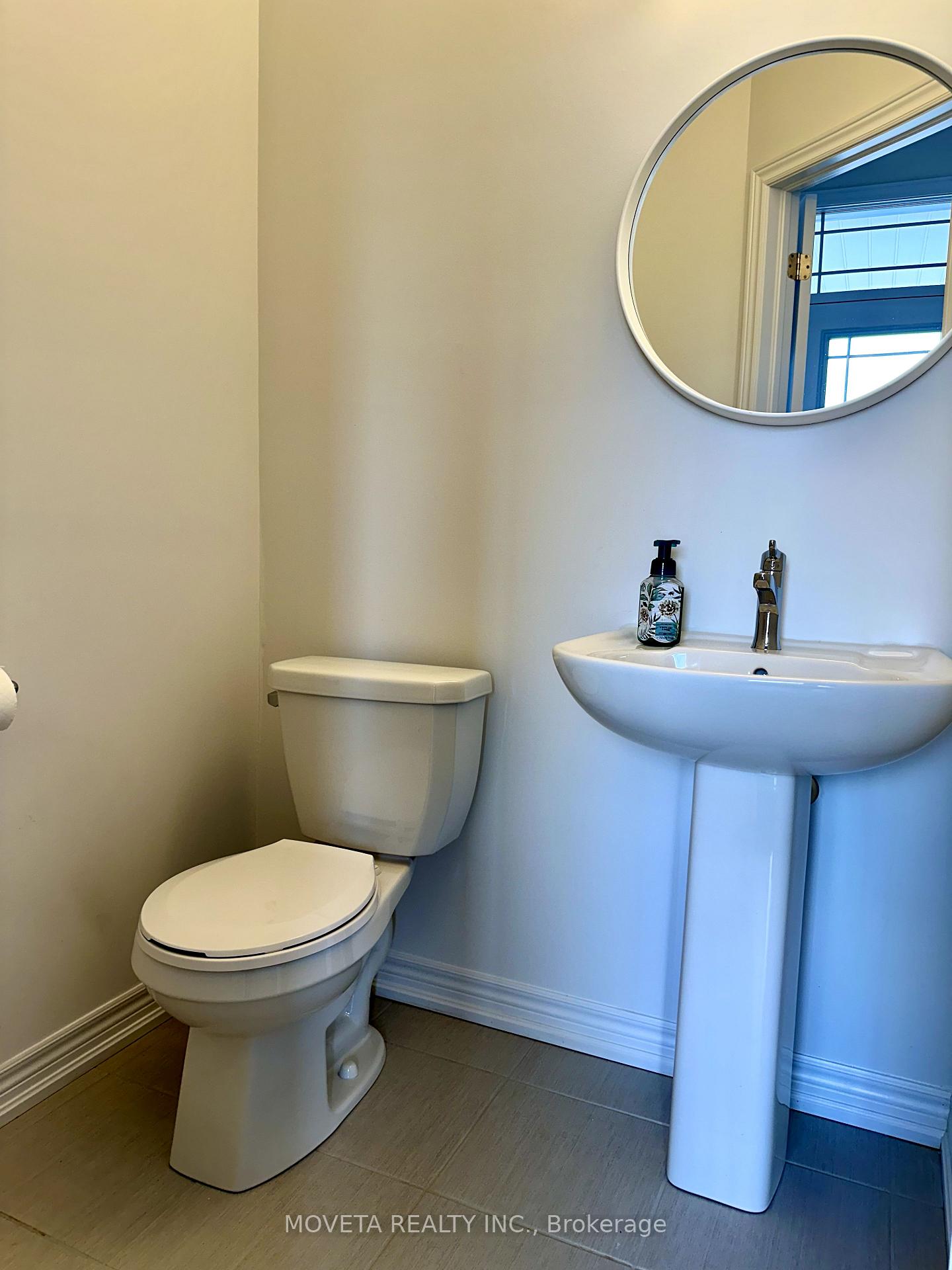 Photo 17 of 13 Milady Crescent, Barrie, Rural Barrie Southeast — HOMEH