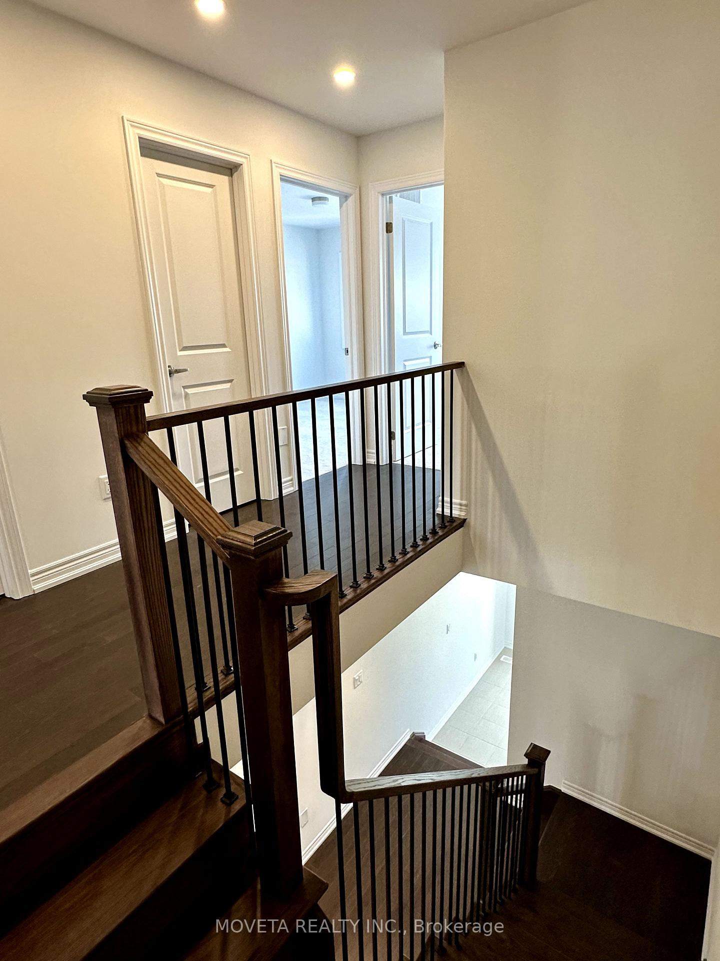 Photo 19 of 13 Milady Crescent, Barrie, Rural Barrie Southeast — HOMEH