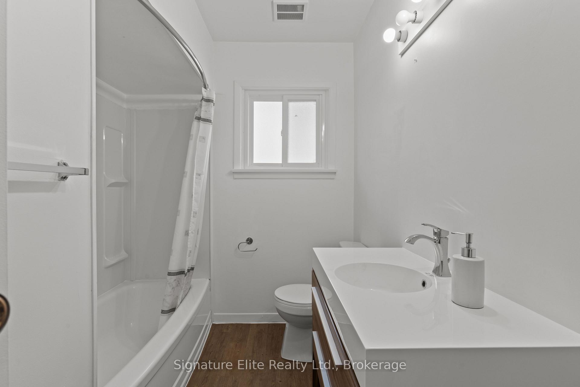 Photo 13 of 214 Livingston Avenue, Grimsby, Grimsby West — HOMEH
