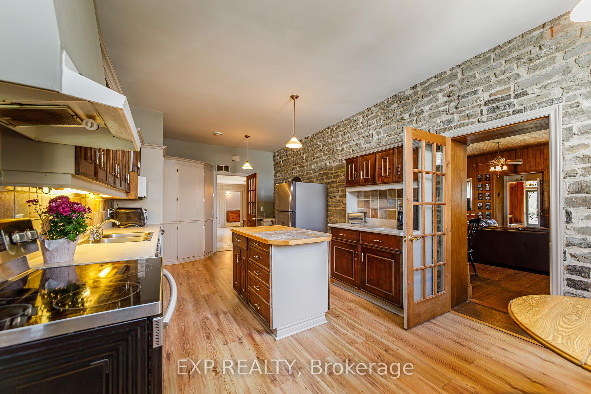 Photo 16 of 616 Kidd Road, Beckwith, Beckwith Twp — HOMEH