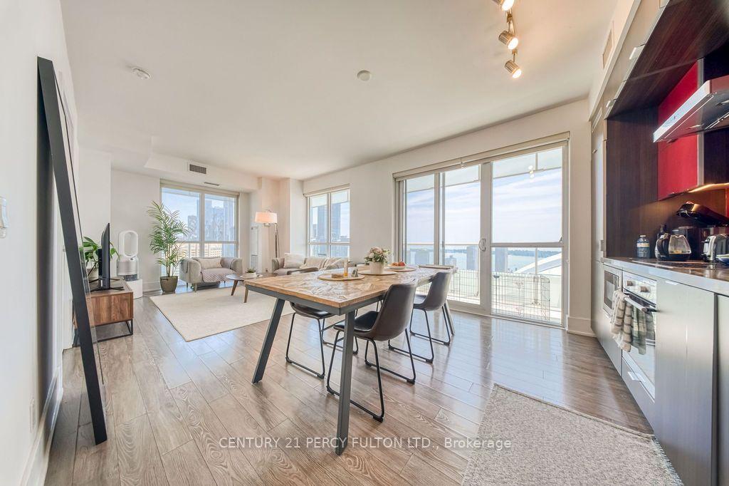 Photo 9 of Unit 2811, 300 Front Street W, Toronto, Waterfront Communities — HOMEH