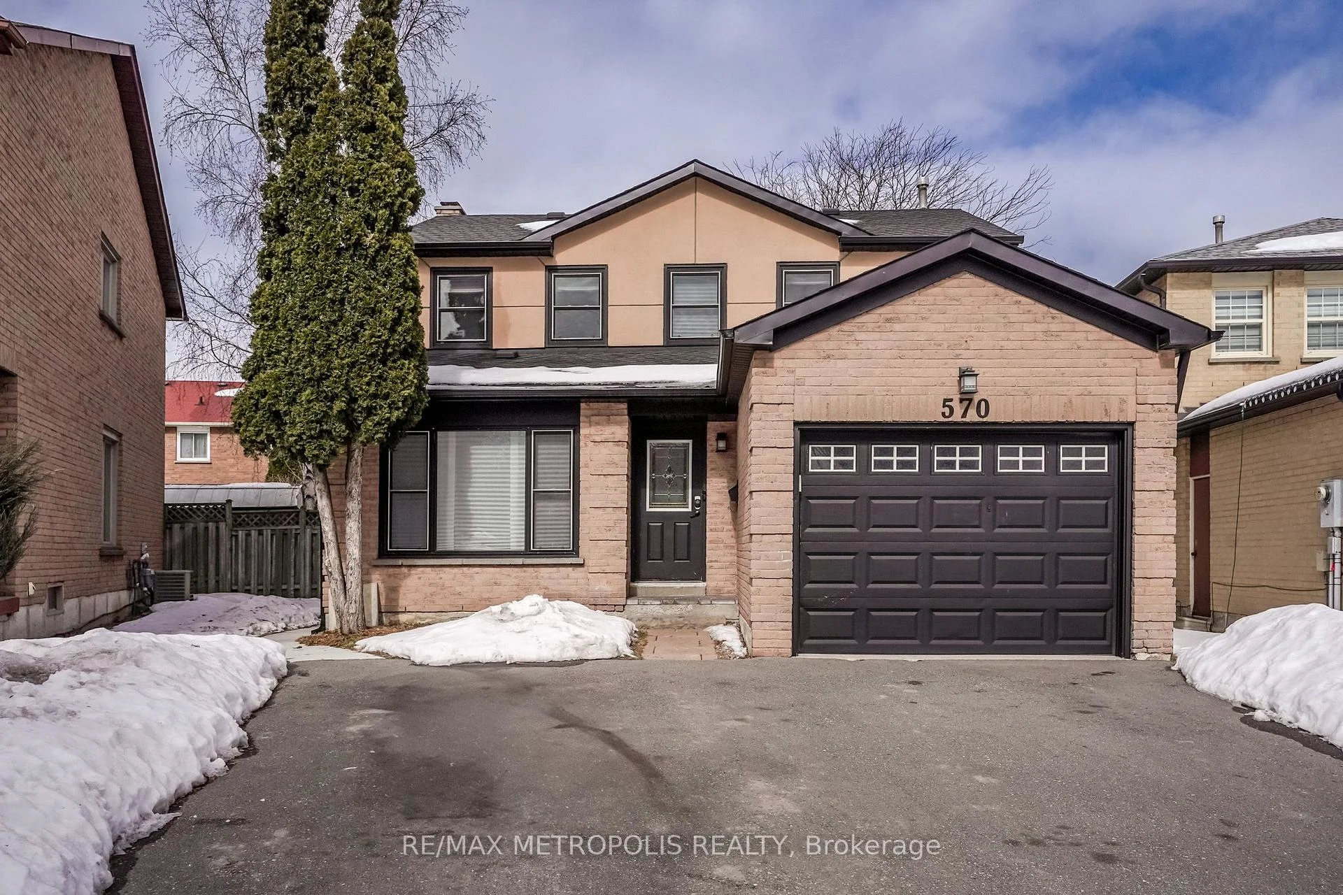 Photo of Unit BSMT, 570 Springview Drive