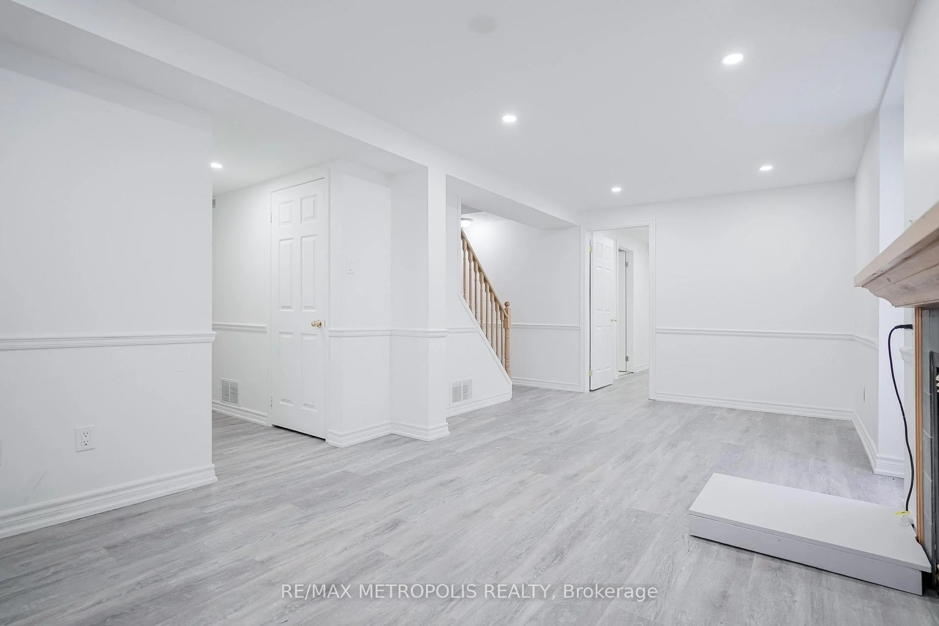 Photo 18 of Unit BSMT, 570 Springview Drive, Pickering, Amberlea — HOMEH