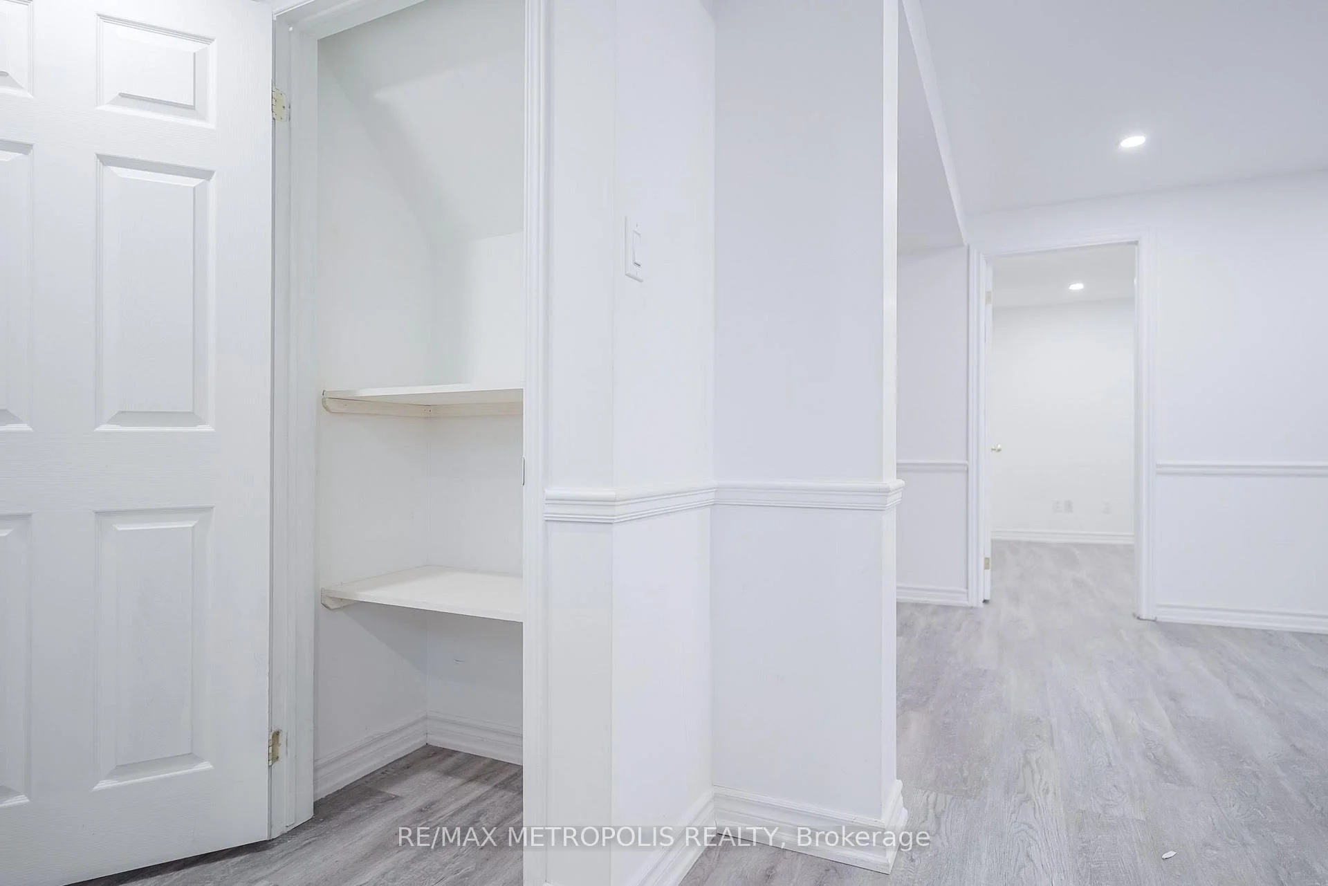 Photo 46 of Unit BSMT, 570 Springview Drive, Pickering, Amberlea — HOMEH