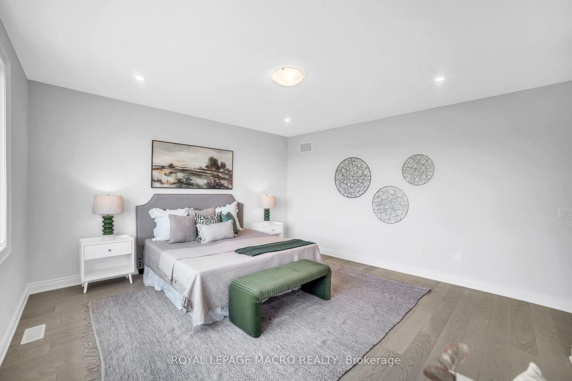 Photo 5 of 1061 West 5th Street, Hamilton, Mewburn — HOMEH