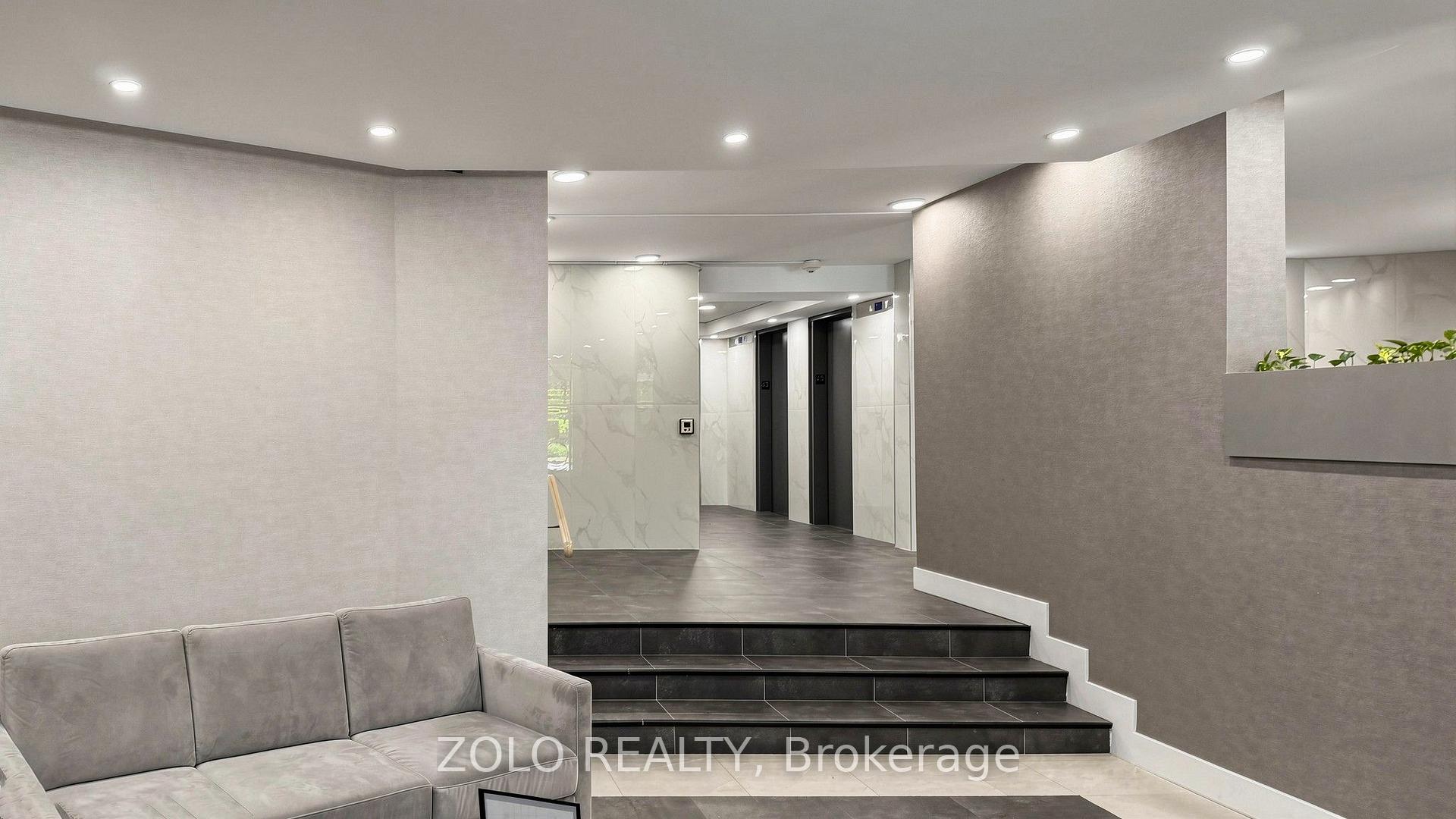 Photo 5 of Unit 915, 20 Edgecliff Golfway, Toronto, Flemingdon Park — HOMEH
