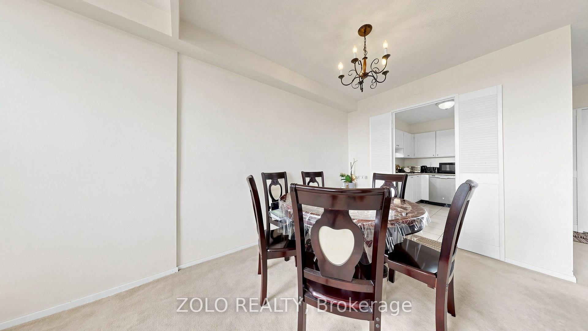 Photo 10 of Unit 915, 20 Edgecliff Golfway, Toronto, Flemingdon Park — HOMEH