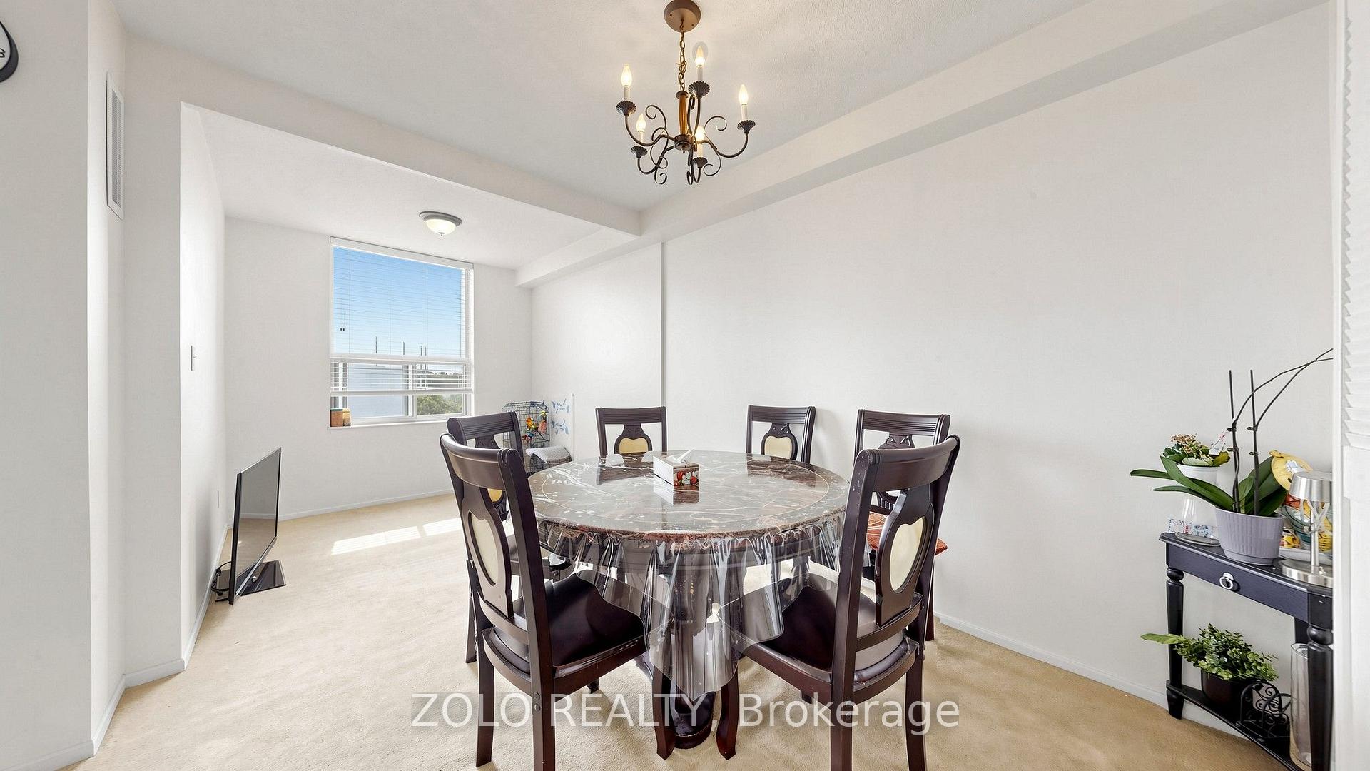 Photo 11 of Unit 915, 20 Edgecliff Golfway, Toronto, Flemingdon Park — HOMEH