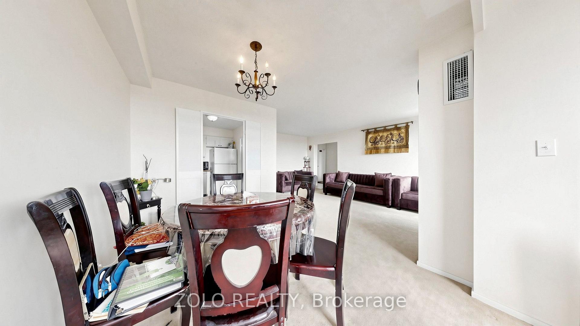 Photo 15 of Unit 915, 20 Edgecliff Golfway, Toronto, Flemingdon Park — HOMEH