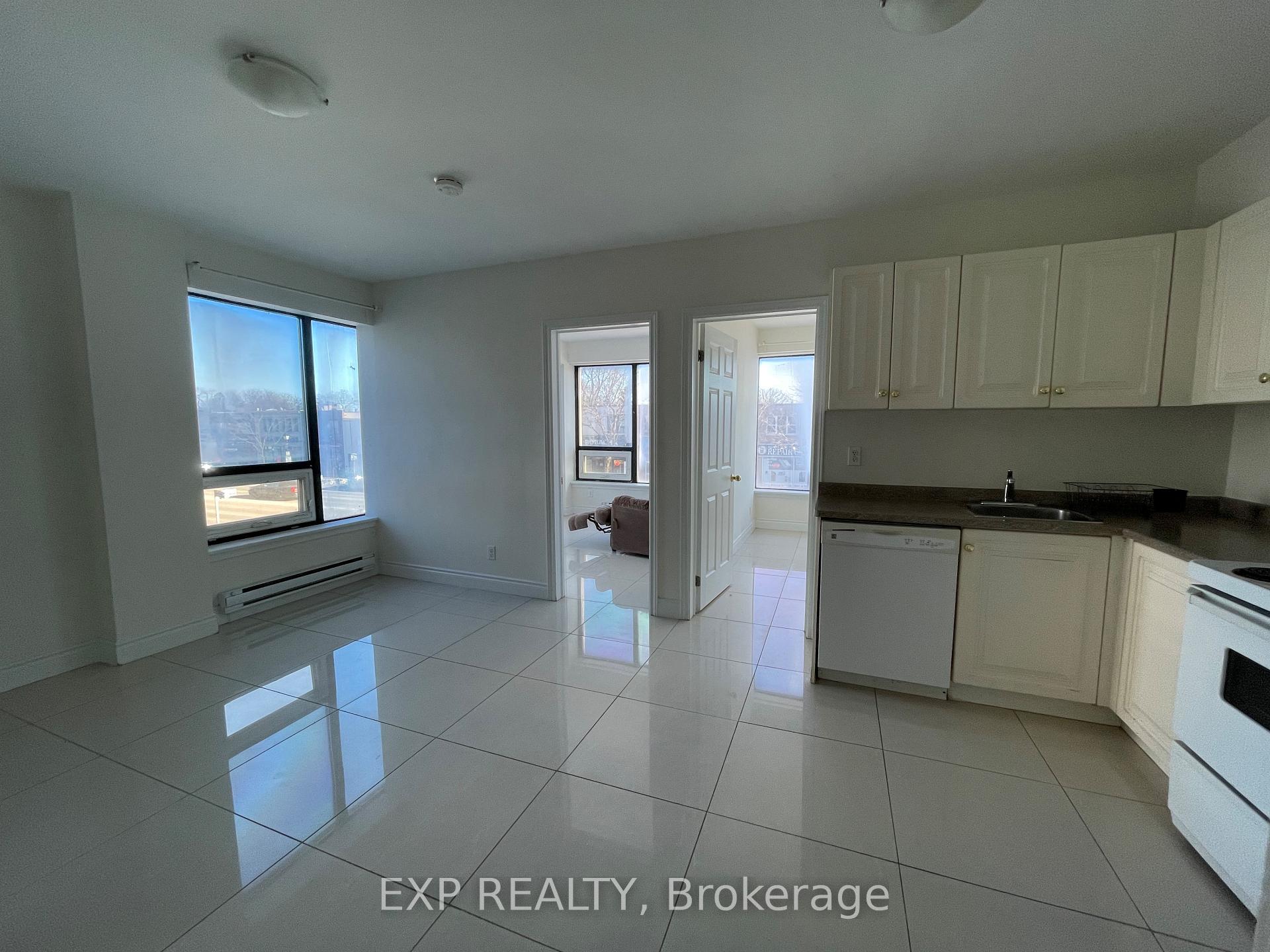 Photo 6 of Unit 202, 258 Lakeshore Road E, Mississauga, Port Credit — HOMEH