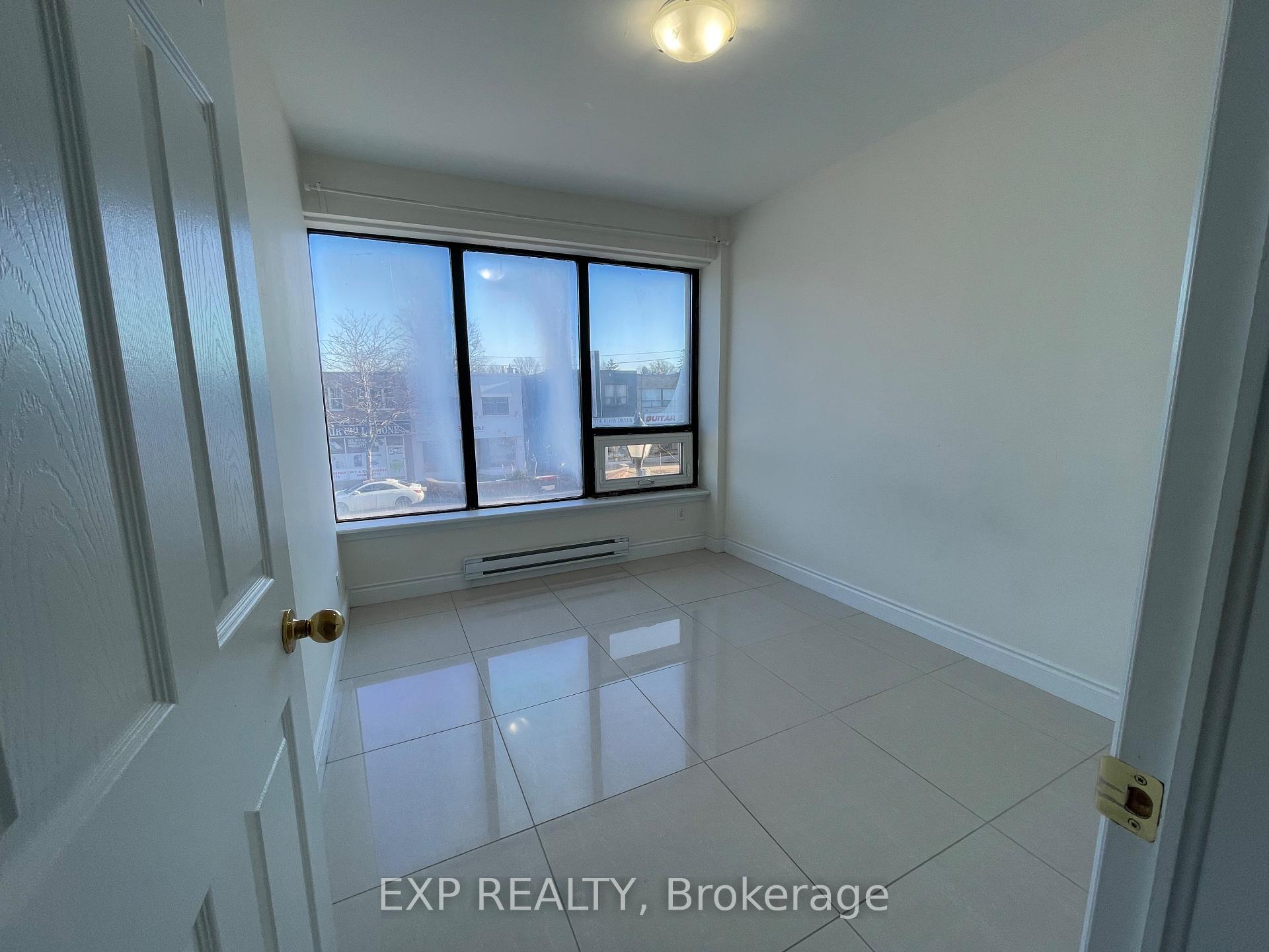 Photo 7 of Unit 202, 258 Lakeshore Road E, Mississauga, Port Credit — HOMEH