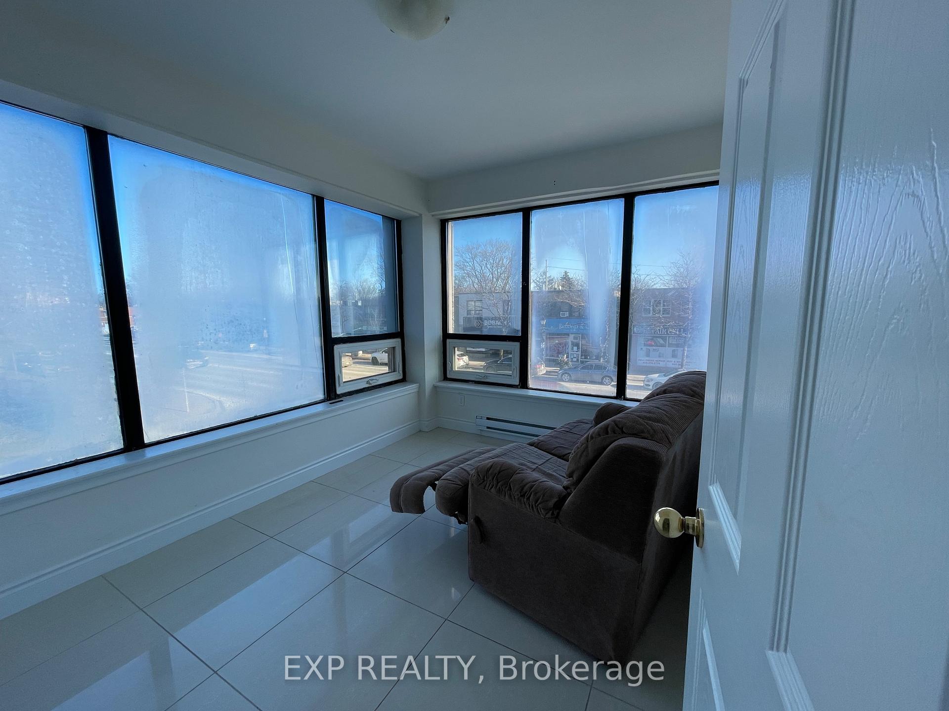 Photo 8 of Unit 202, 258 Lakeshore Road E, Mississauga, Port Credit — HOMEH