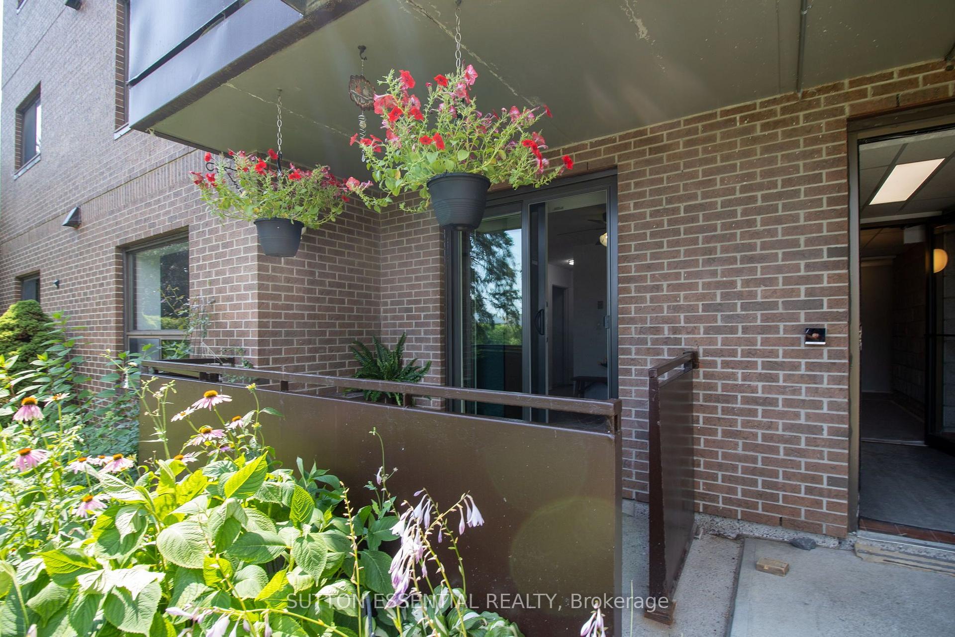Photo 9 of Unit 104, 95 Windsor Drive, Brockville, Brockville — HOMEH