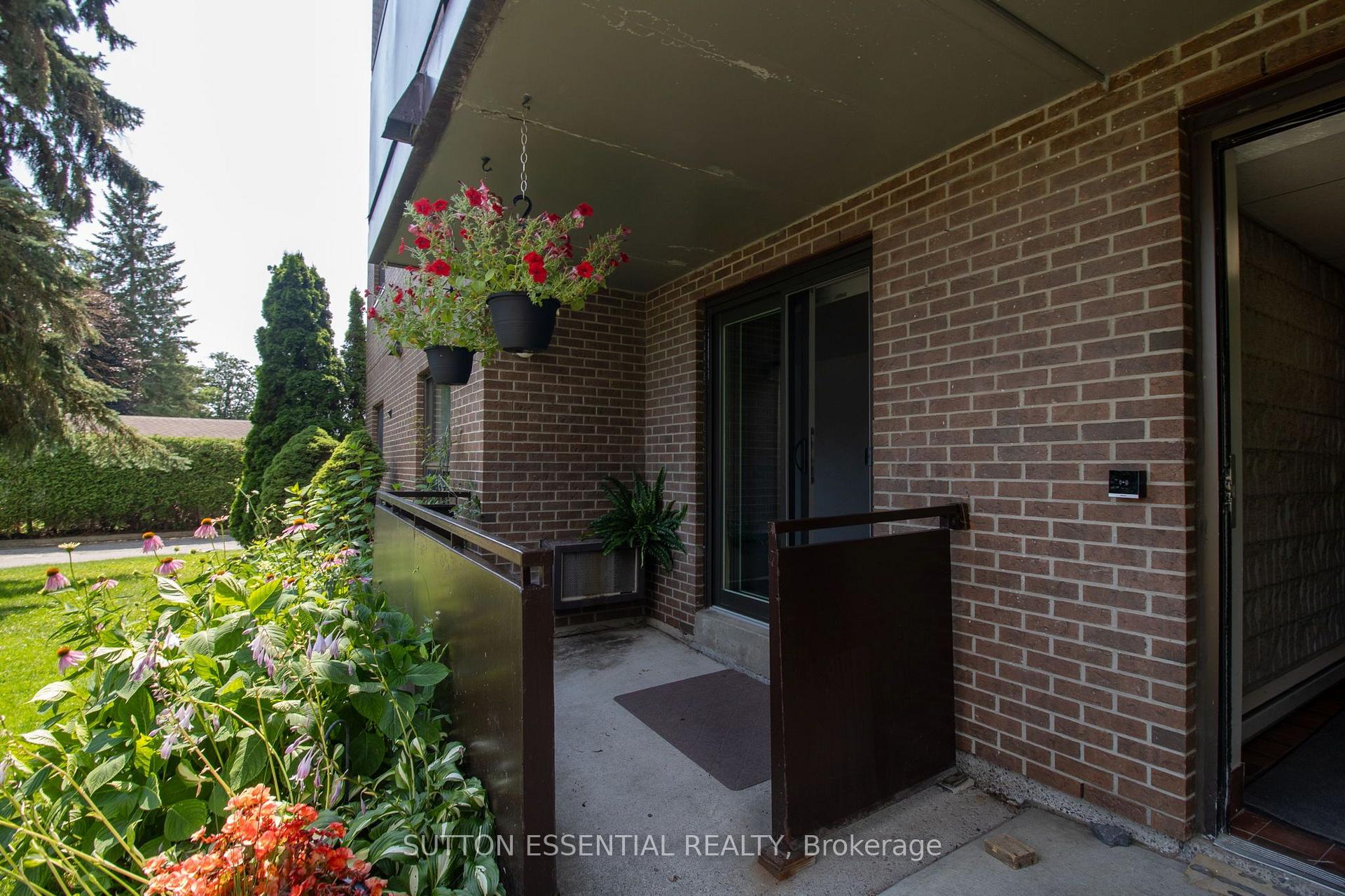 Photo 11 of Unit 104, 95 Windsor Drive, Brockville, Brockville — HOMEH