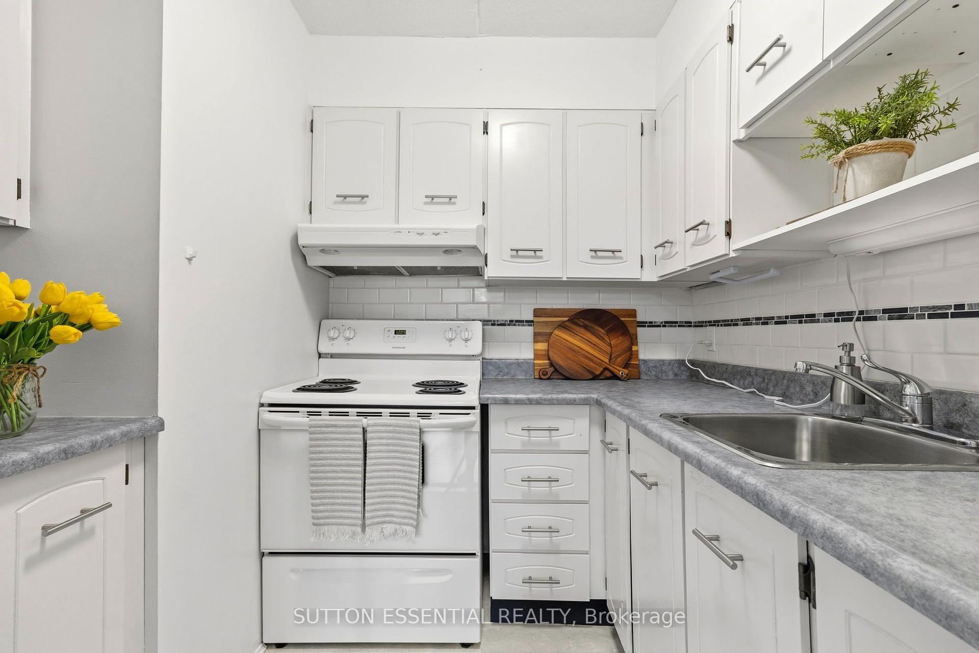 Photo 23 of Unit 104, 95 Windsor Drive, Brockville, Brockville — HOMEH