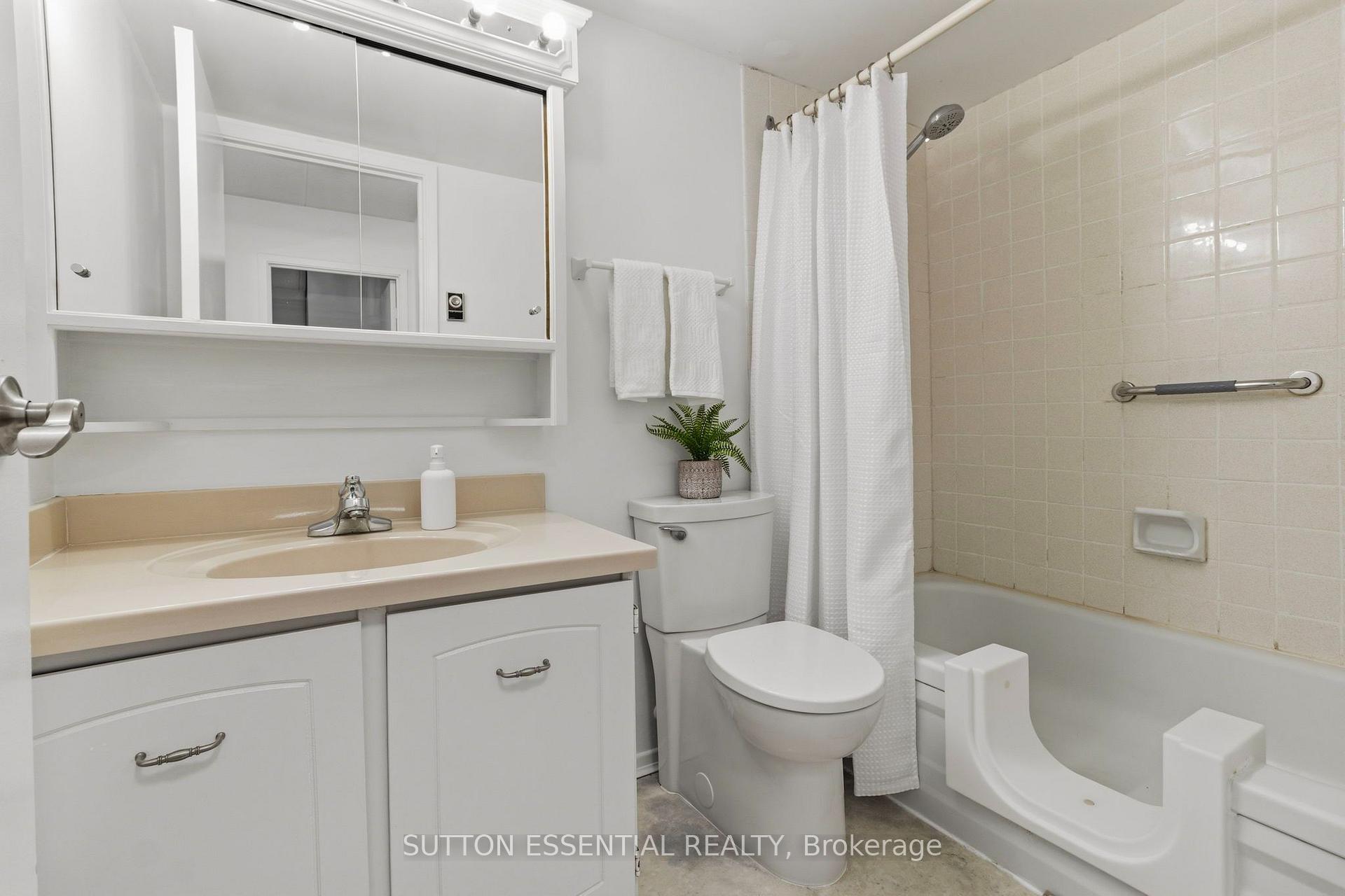 Photo 26 of Unit 104, 95 Windsor Drive, Brockville, Brockville — HOMEH