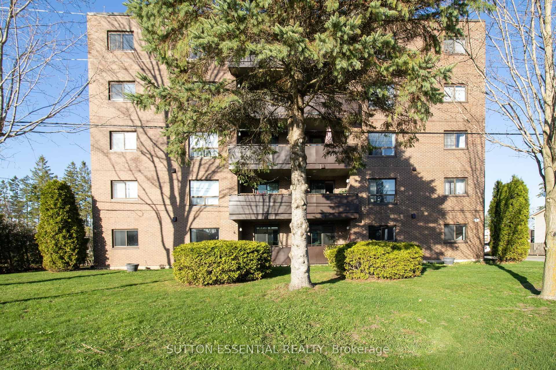 Photo 36 of Unit 104, 95 Windsor Drive, Brockville, Brockville — HOMEH