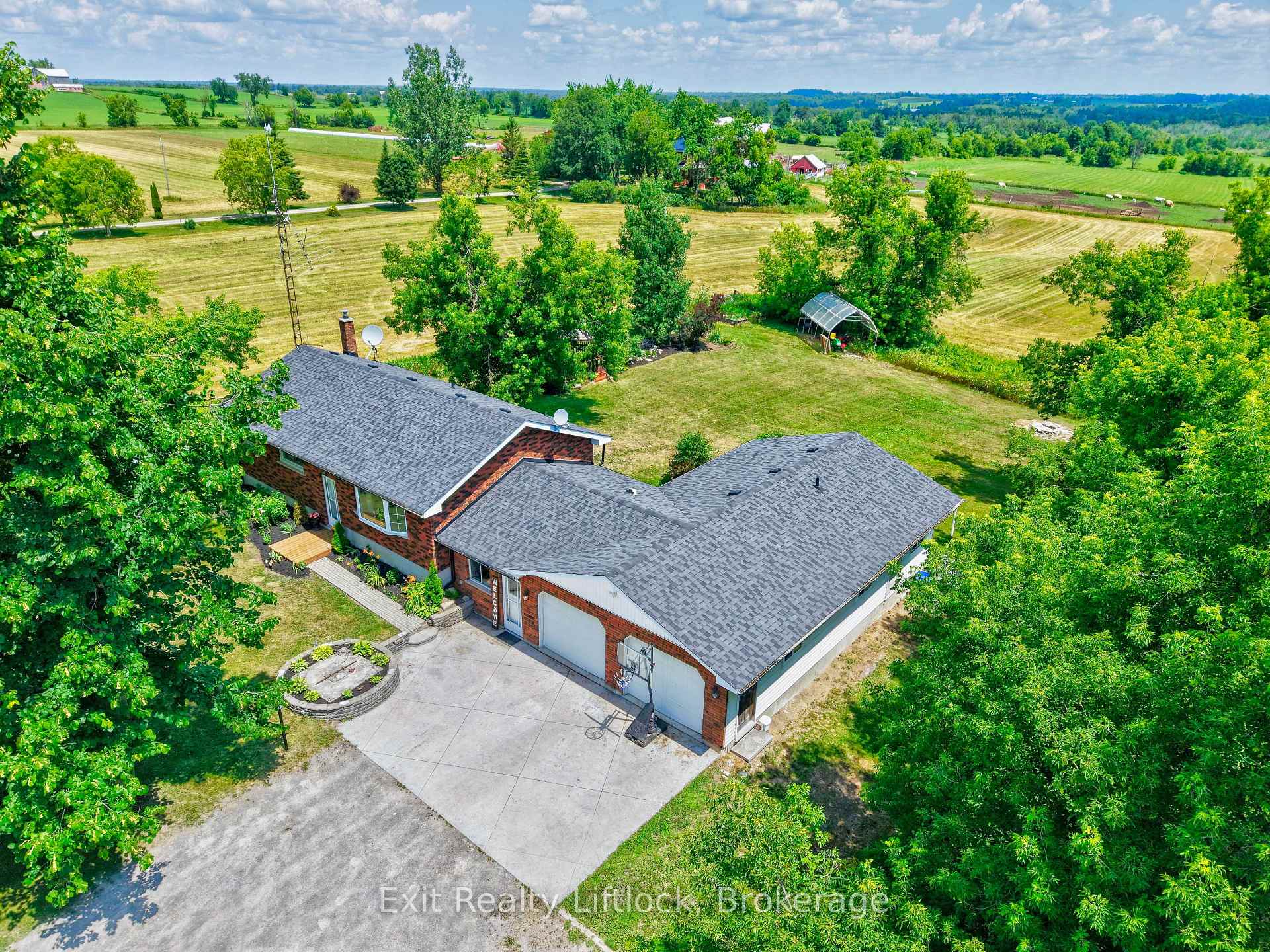 Photo 4 of 81 Fourth Line Dummer Road S, Douro-Dummer — HOMEH