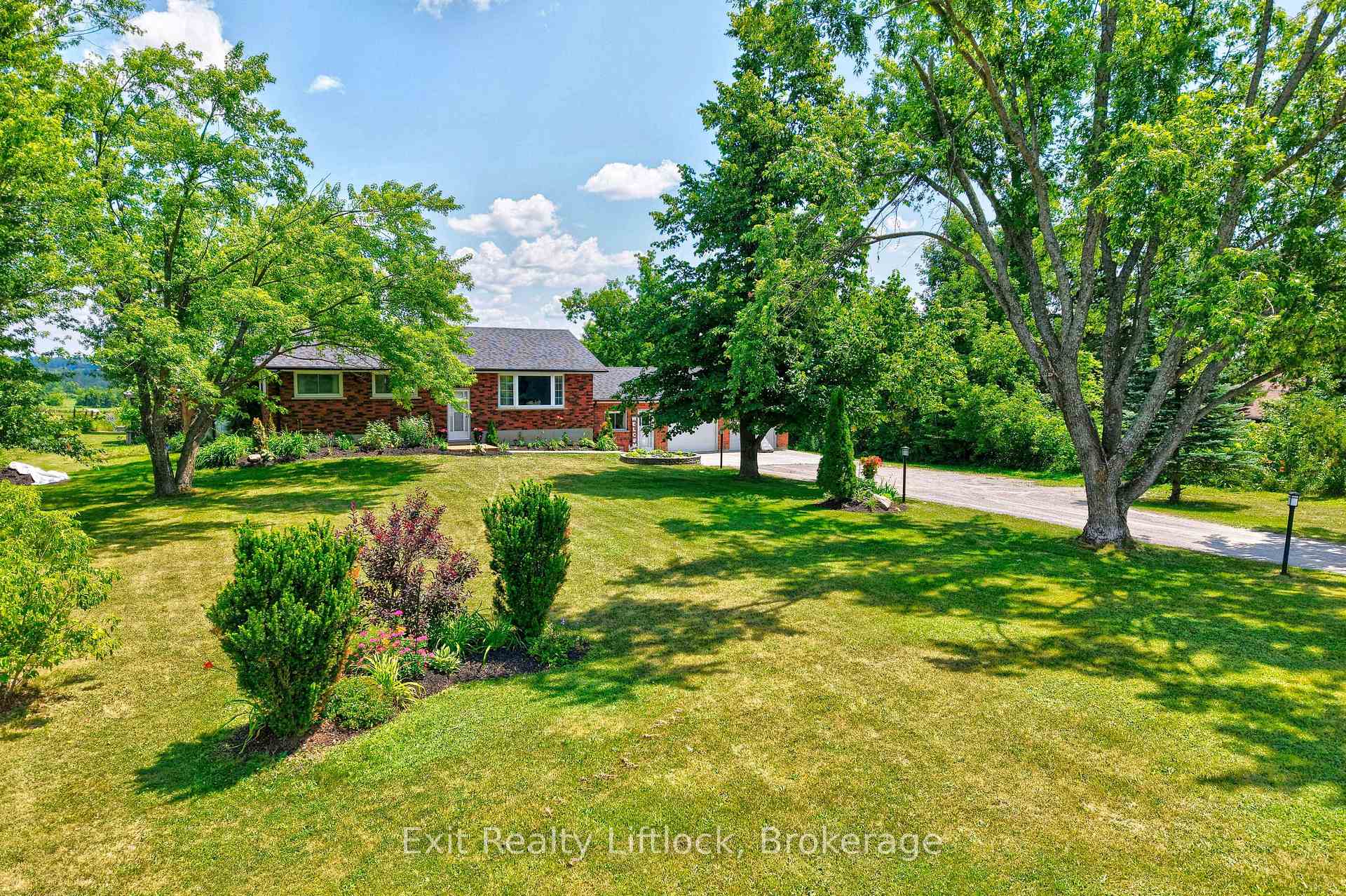 Photo 5 of 81 Fourth Line Dummer Road S, Douro-Dummer — HOMEH