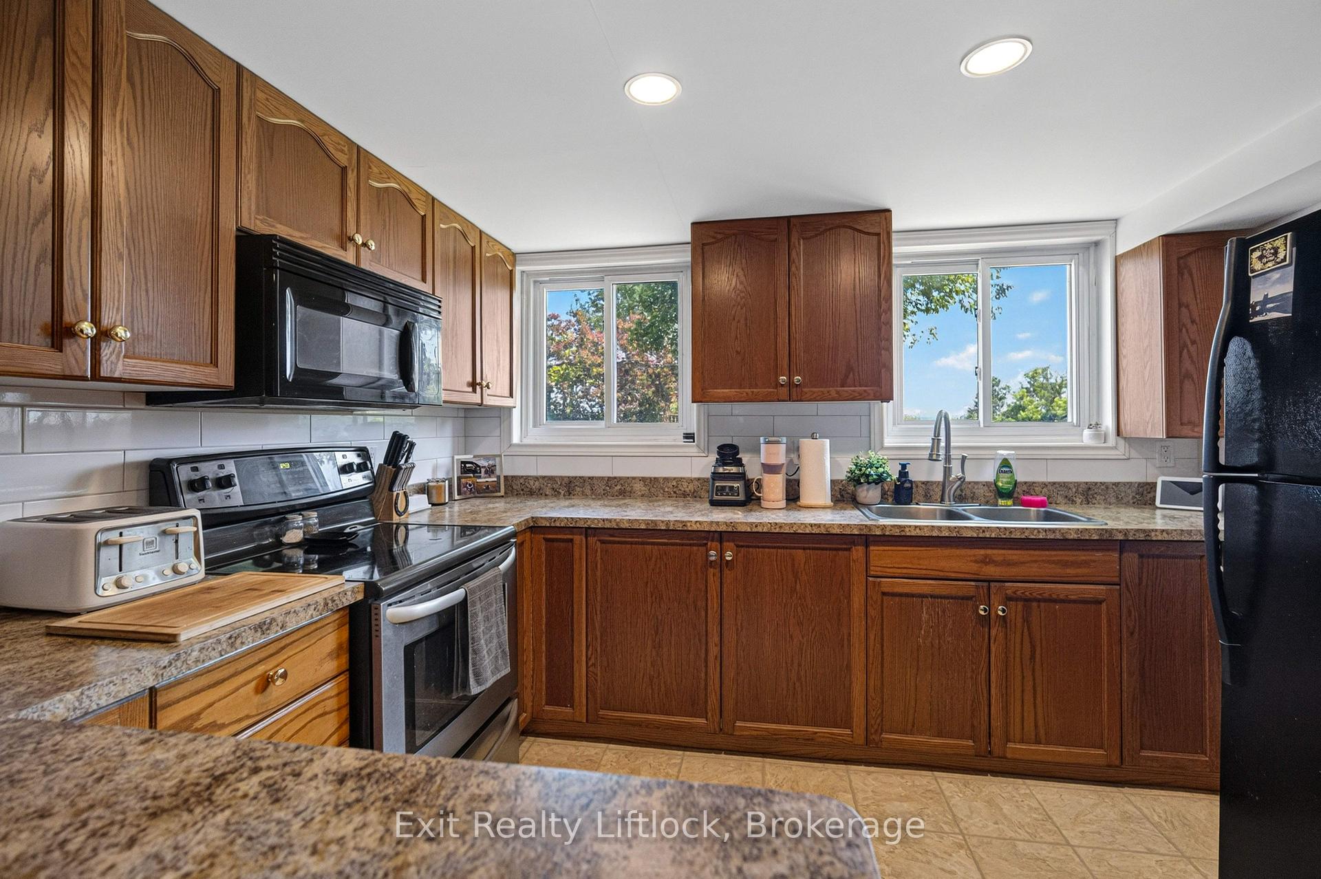 Photo 27 of 81 Fourth Line Dummer Road S, Douro-Dummer — HOMEH