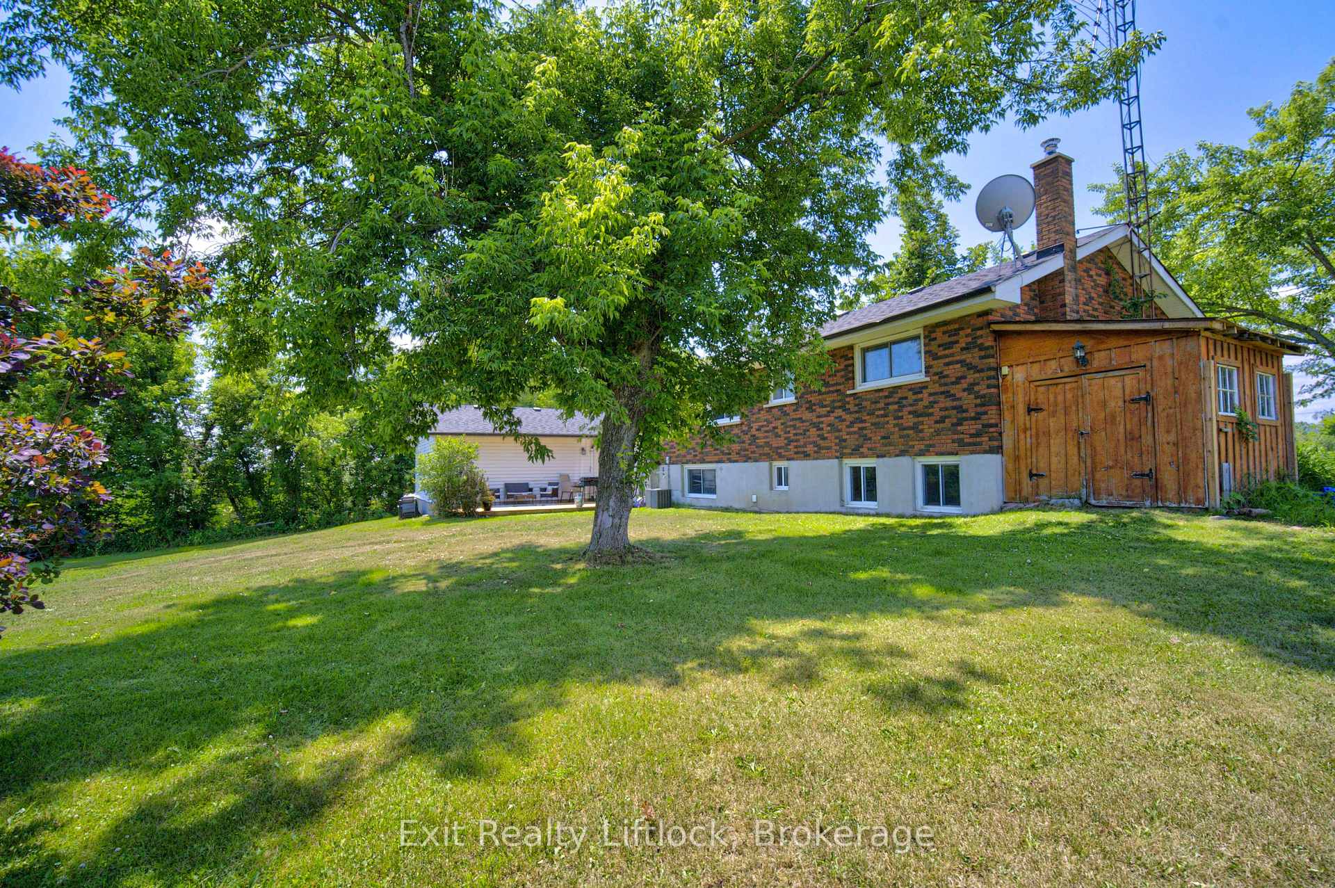 Photo 39 of 81 Fourth Line Dummer Road S, Douro-Dummer — HOMEH