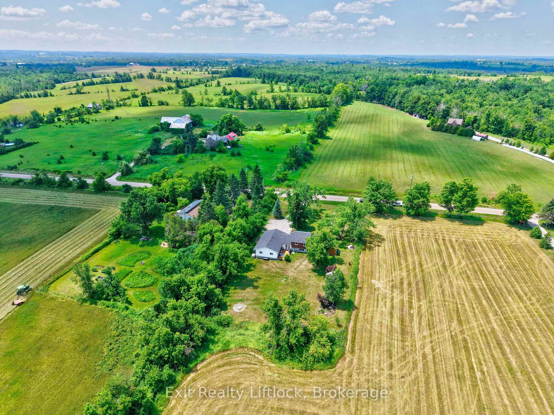Photo 45 of 81 Fourth Line Dummer Road S, Douro-Dummer — HOMEH