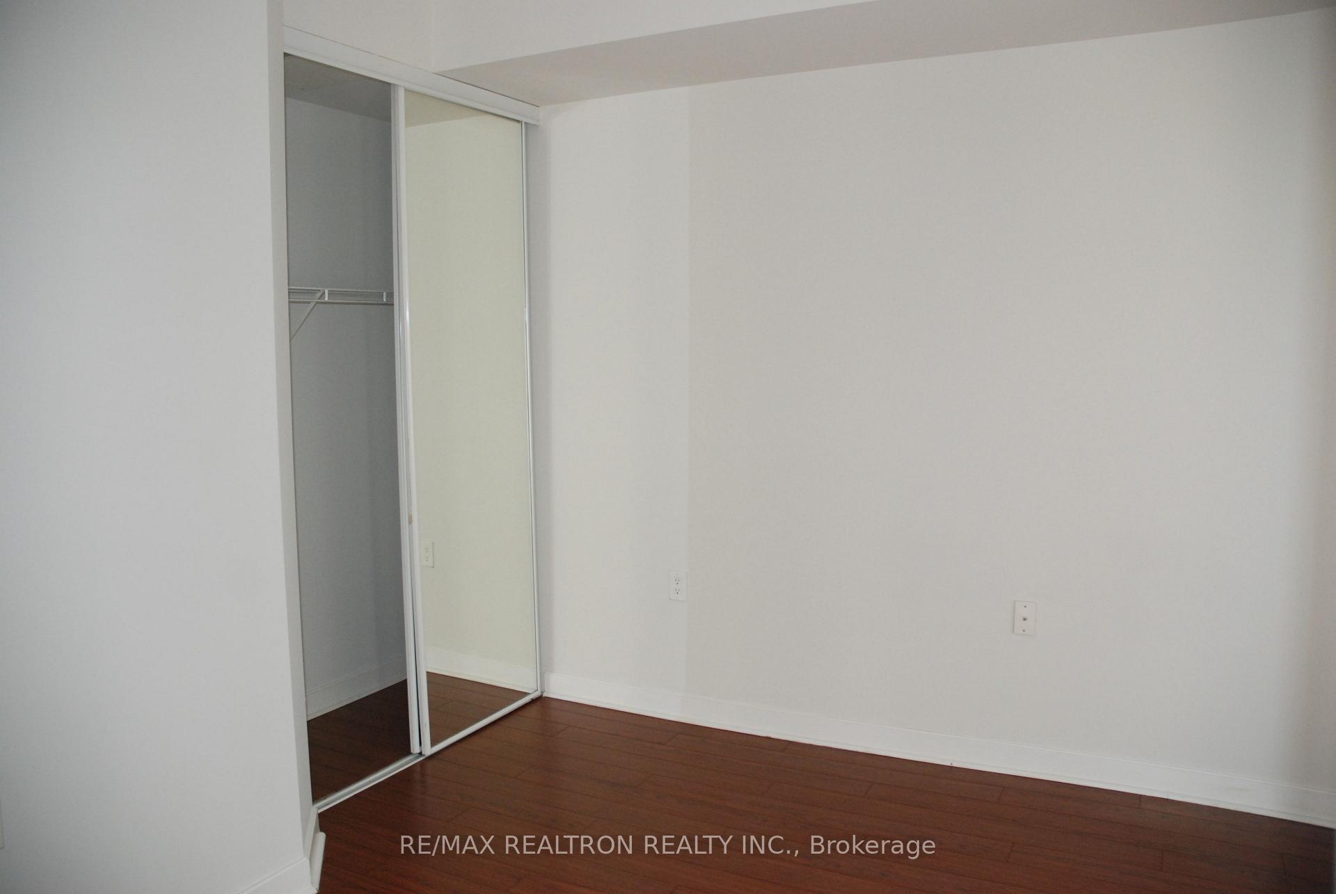 Photo 10 of Unit 913, 85 Bloor Street E, Toronto, Church-Yonge Corridor — HOMEH