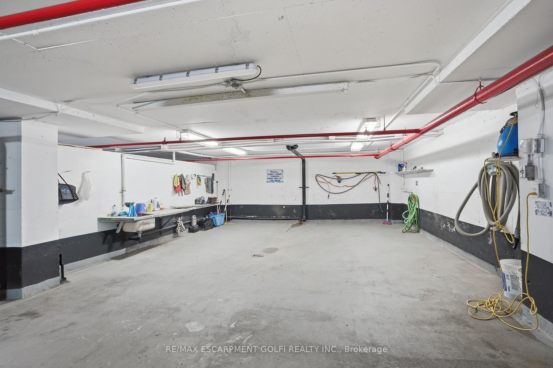 Photo 35 of Unit B3, 7 Gale Crescent, St. Catharines, Downtown — HOMEH